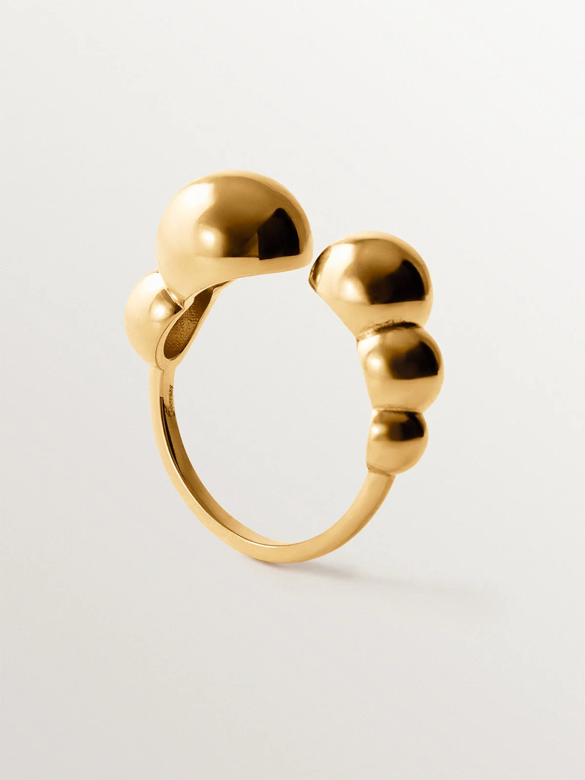 Anillo abierto de plata 925 bañada en oro amarillo de 18K con esferas - Image 5