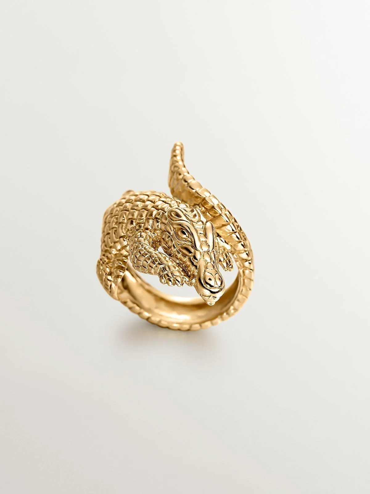 Anillo ancho de plata 925 bañada en oro amarillo de 18K con forma de cocodrilo - Image 7
