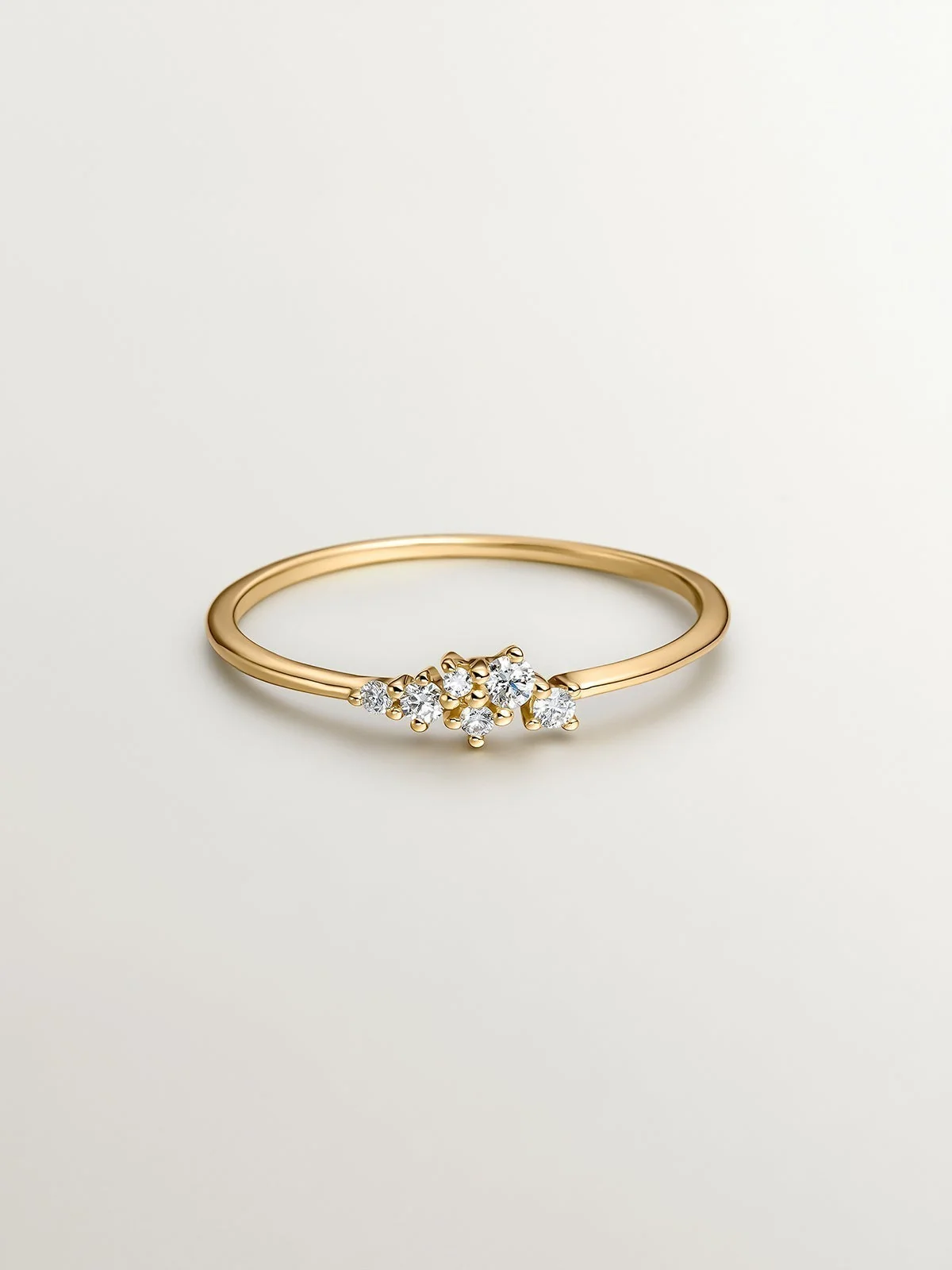 Anillo de oro amarillo de 18K con diamantes 0,025 cts - Image 3