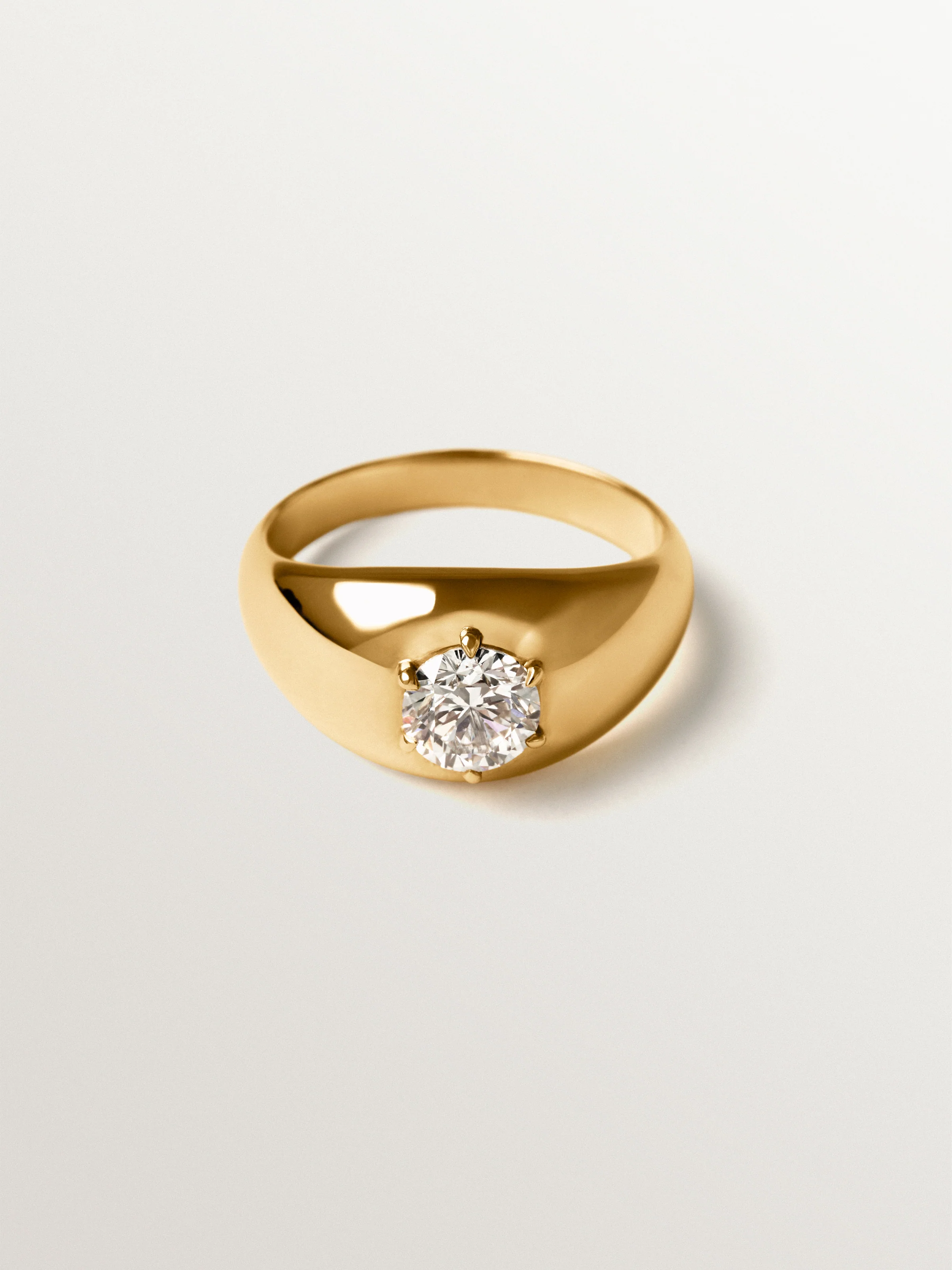 Anillo de oro amarillo de 9K con diamante lab grown - Image 3
