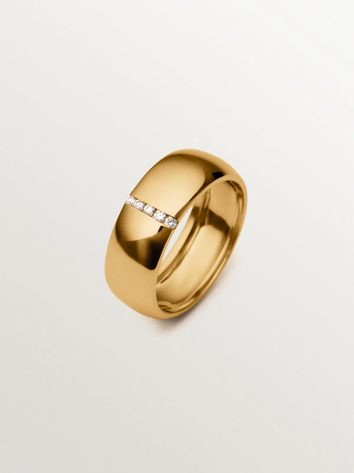 Anillo de oro amarillo de 9K con diamantes lab grown