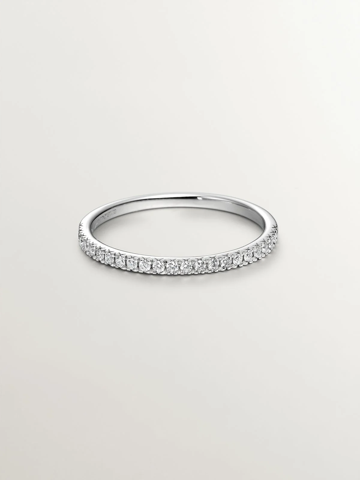 Anillo de oro blanco de 18K con diamantes 0,09 cts - Image 3