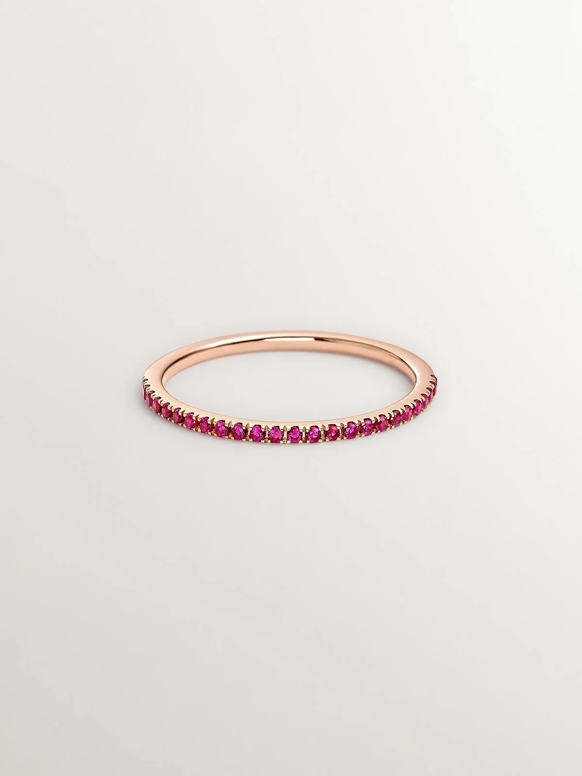 Anillo de oro rosa de 9K con rubíes rosas - Image 3