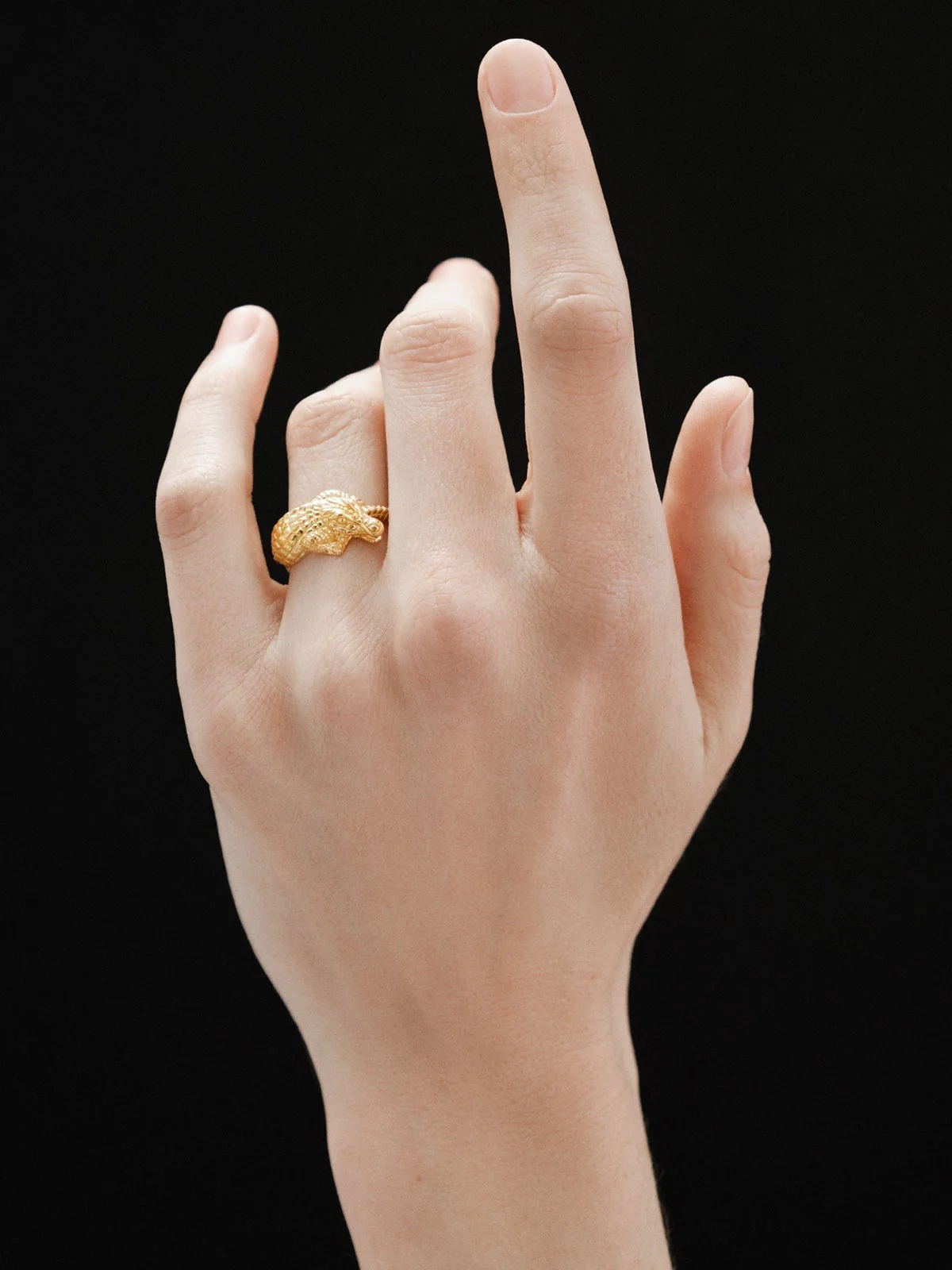 Anillo de plata 925 bañada en oro amarillo de 18K con forma de cocodrilo - Image 5