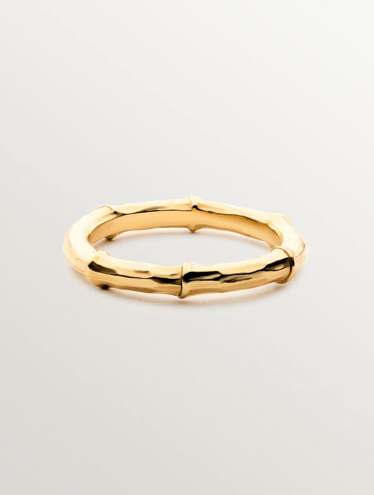Anillo de plata 925 bañada en oro amarillo de 18K con textura de bambú - Image 3