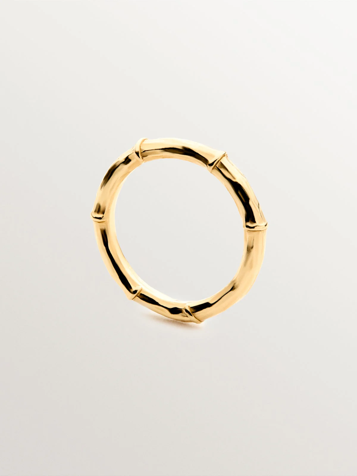 Anillo de plata 925 bañada en oro amarillo de 18K con textura de bambú - Image 5