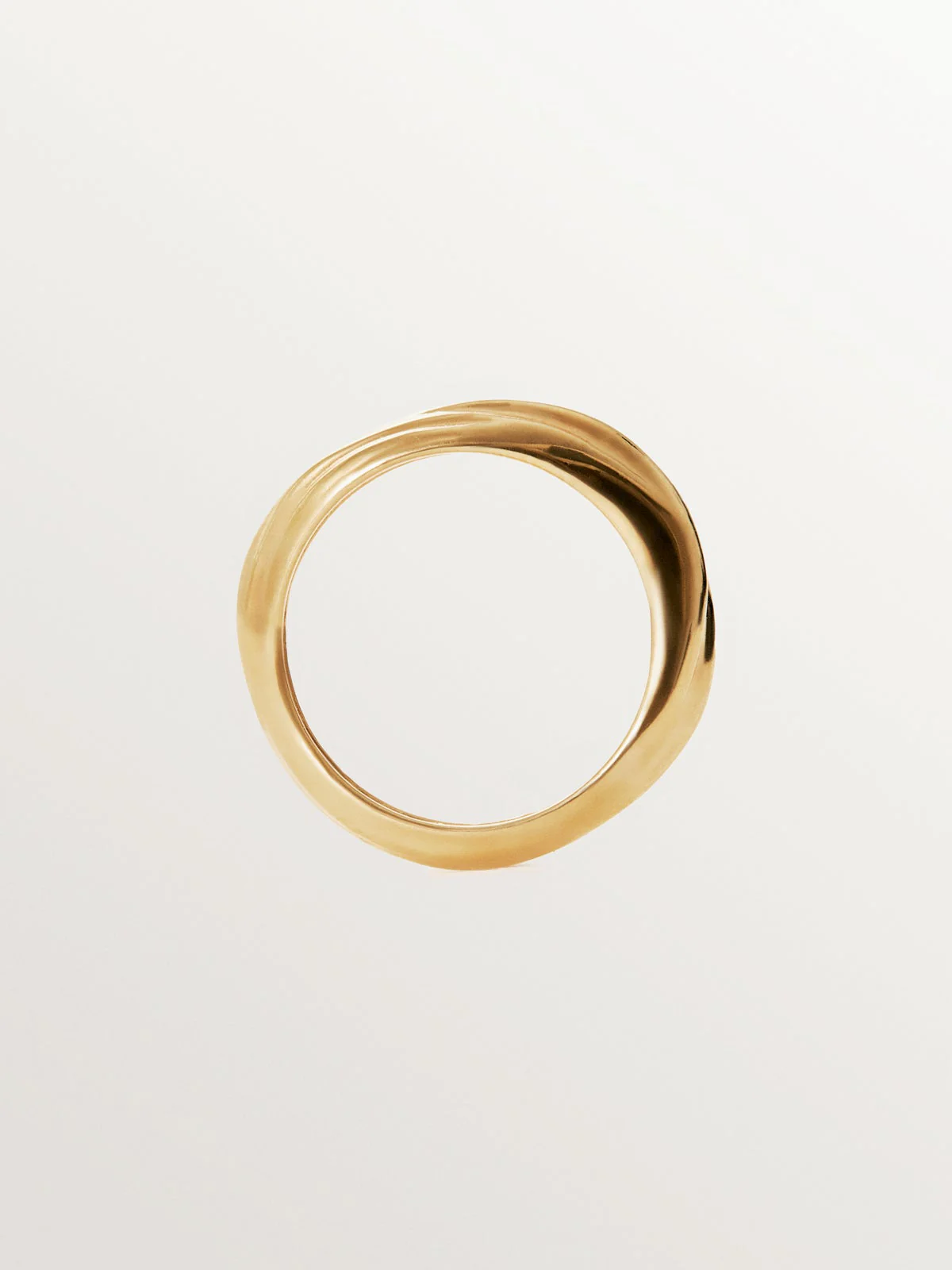 Anillo de plata 925 bañada en oro amarillo de 18K con textura - Image 5