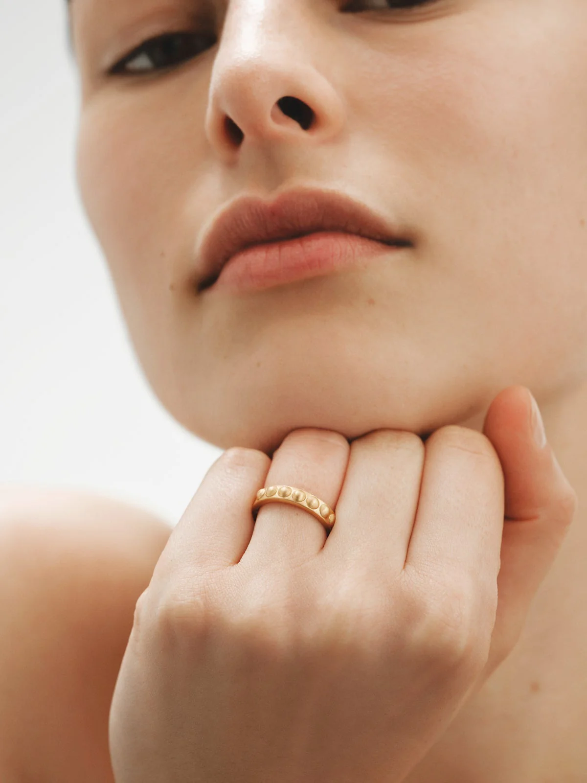 Anillo de plata 925 bañada en oro amarillo de 18K y motivos de esferas - Image 3