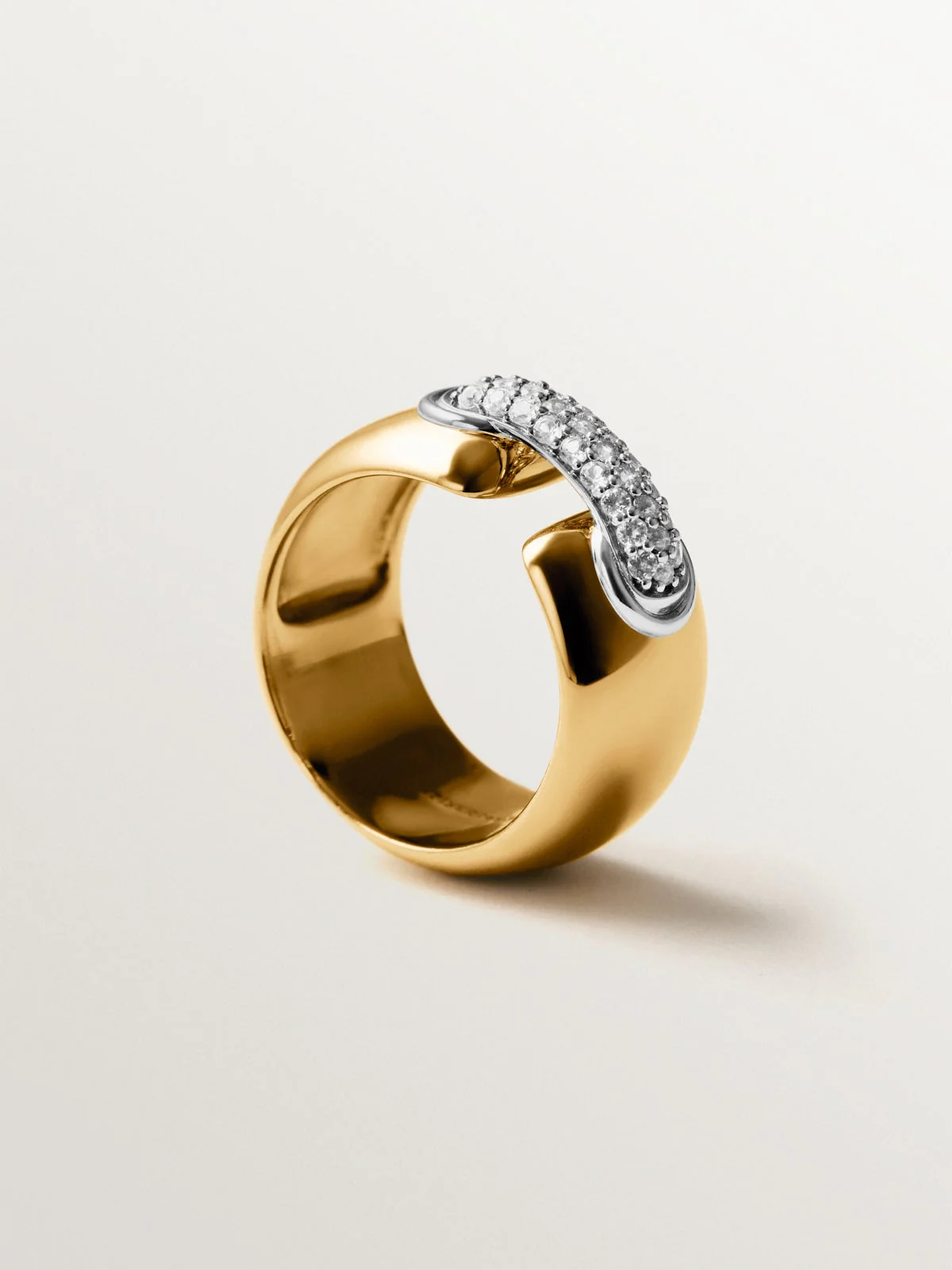 Anillo de plata 925 bañada en rodio y oro amarillo de 18K con pavé de topacios blancos - Image 5