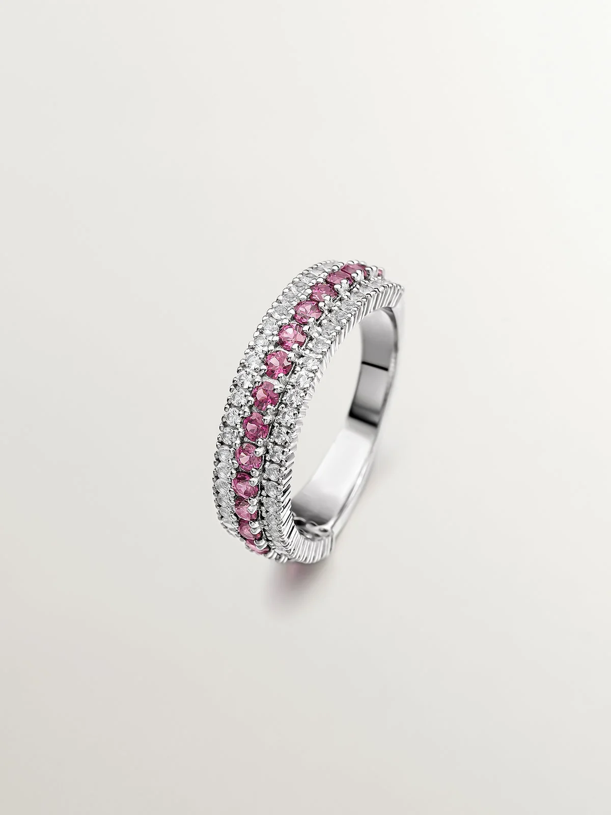 Anillo de plata 925 con rodolita rosa y topacios blancos