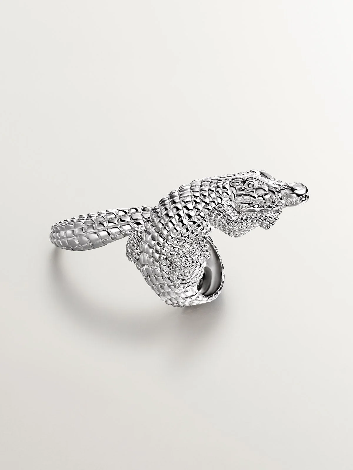 Anillo de plata 925 grande con forma de cocodrilo - Image 3