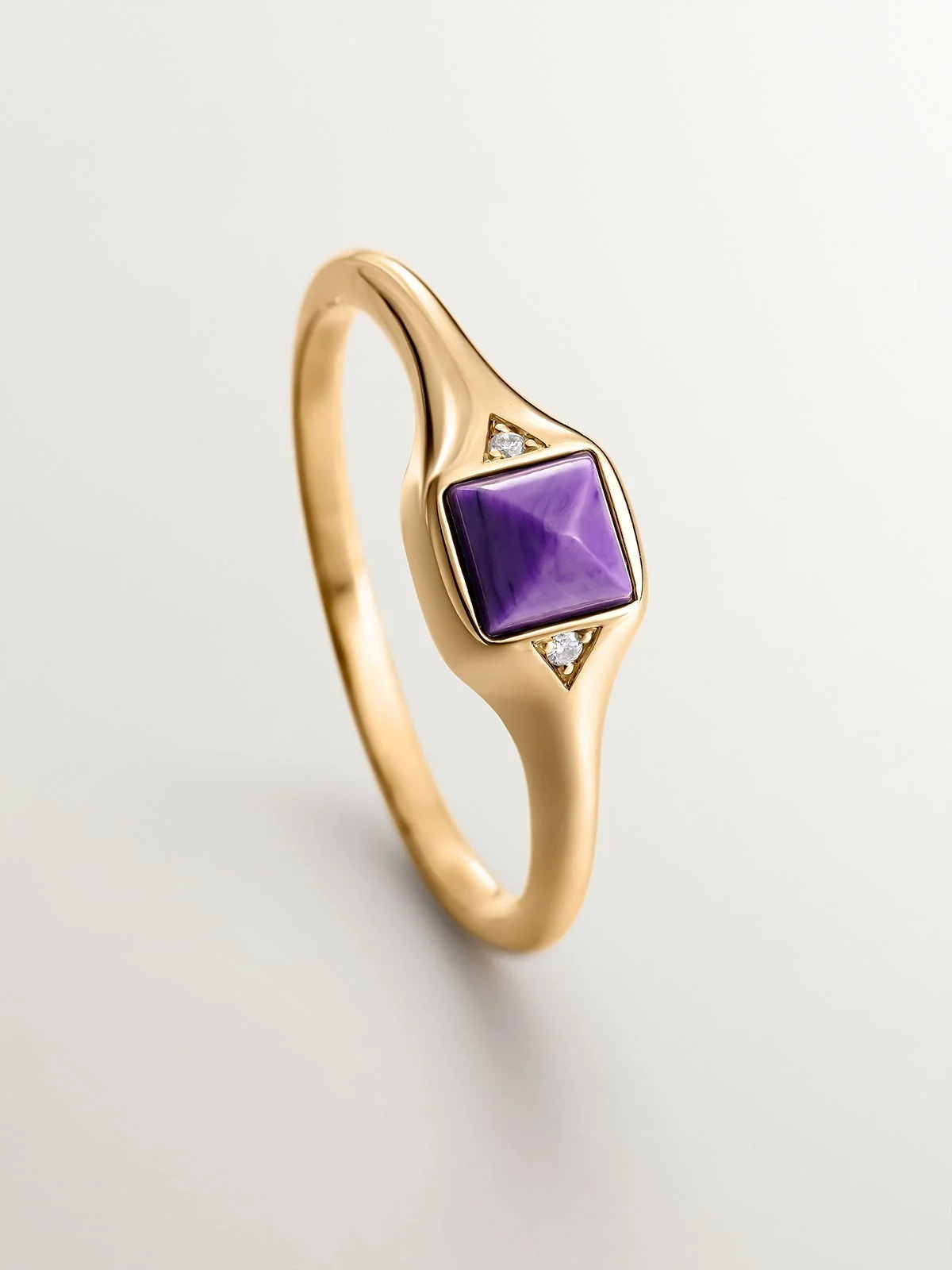 Anillo de sello de oro amarillo de 9K con charoita morada - Image 5