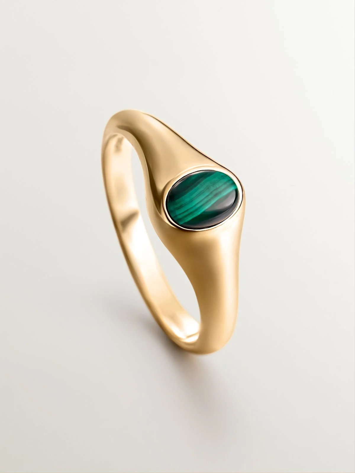 Anillo de sello de oro amarillo de 9K con malaquita verde - Image 5