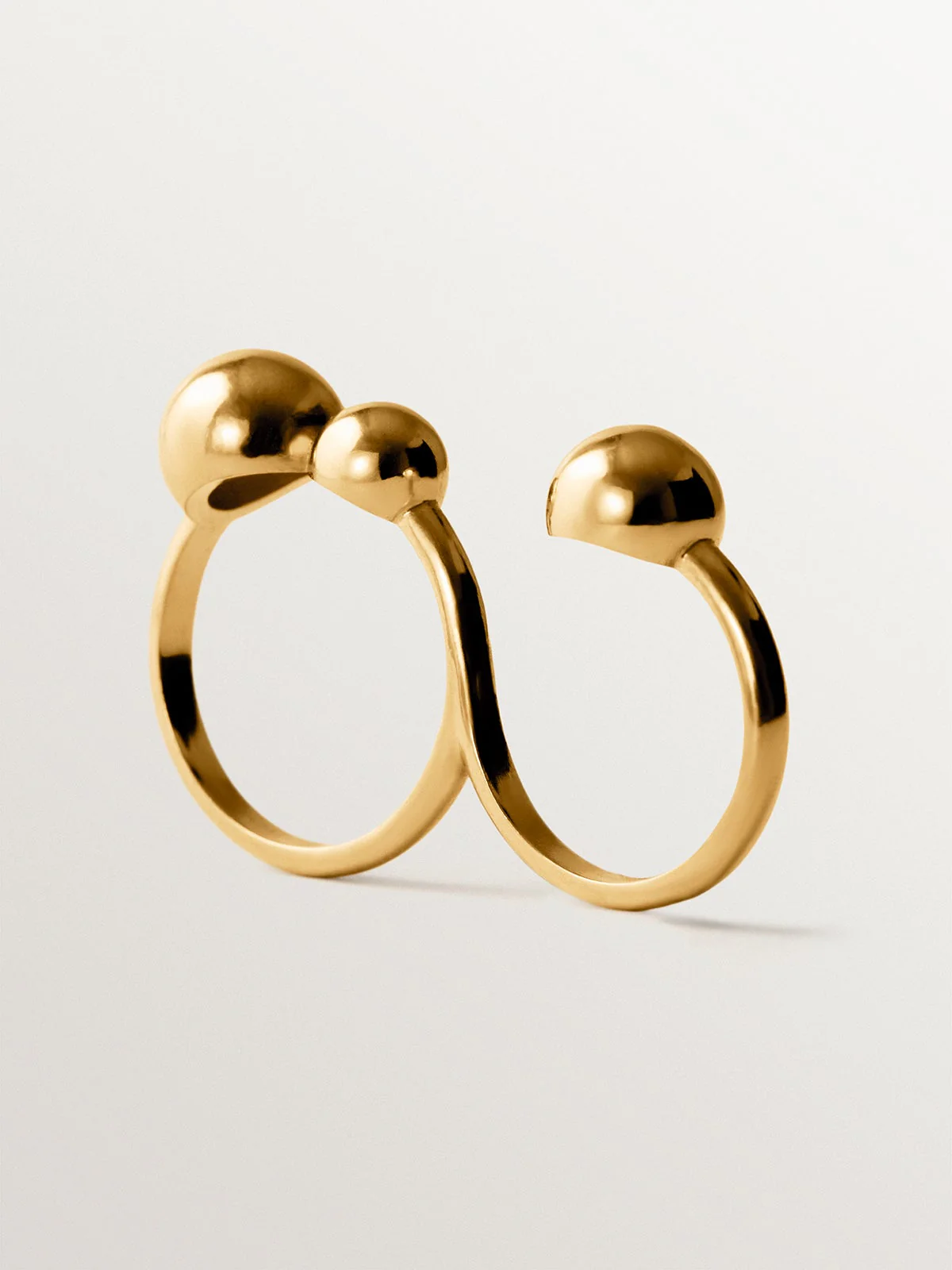 Anillo doble de plata 925 bañada en oro amarillo de 18K con motivo de esferas - Image 5