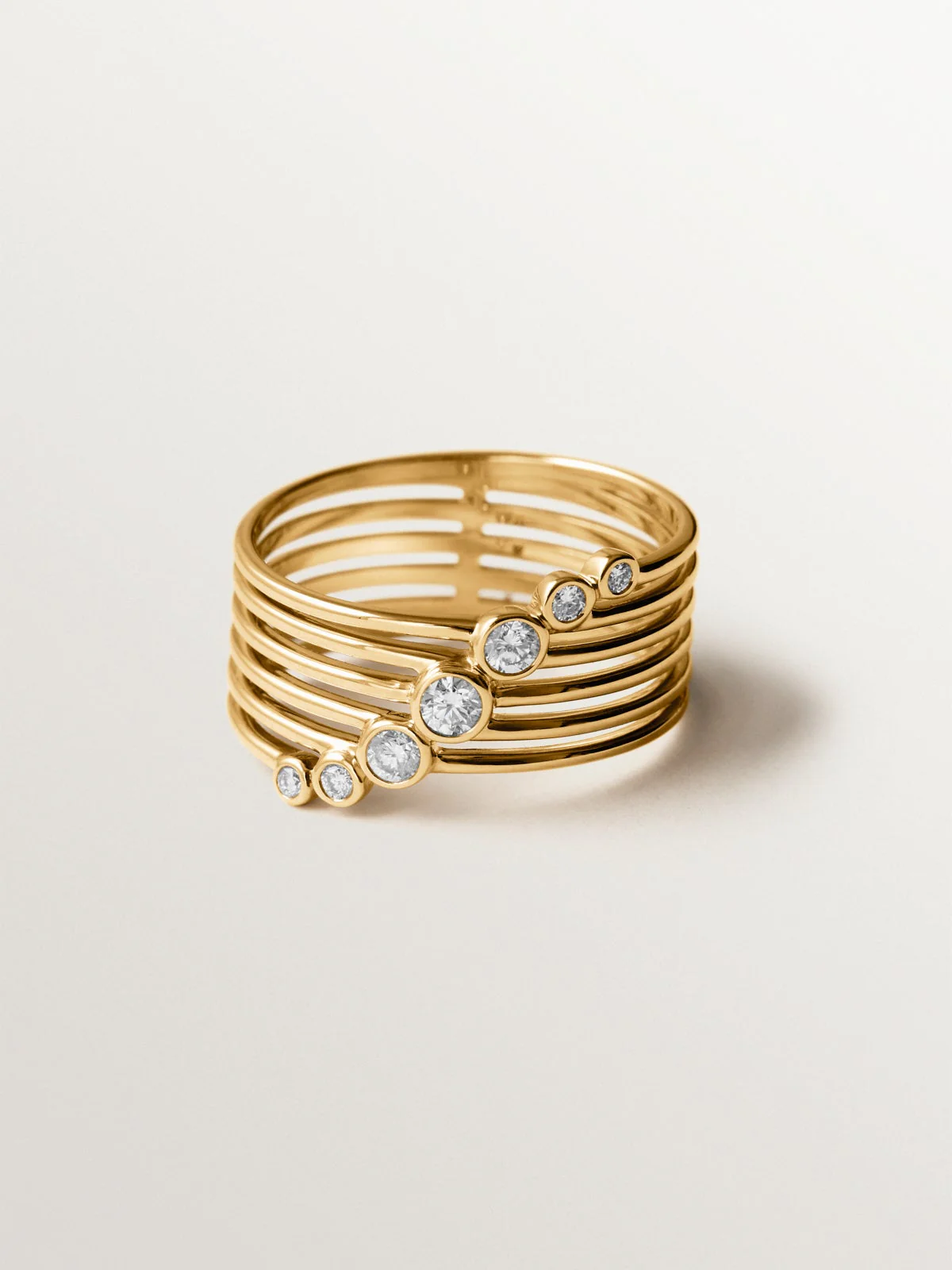 Anillo multibrazo de oro blanco y amarillo de 9K con diamantes en talla brillante - Image 3