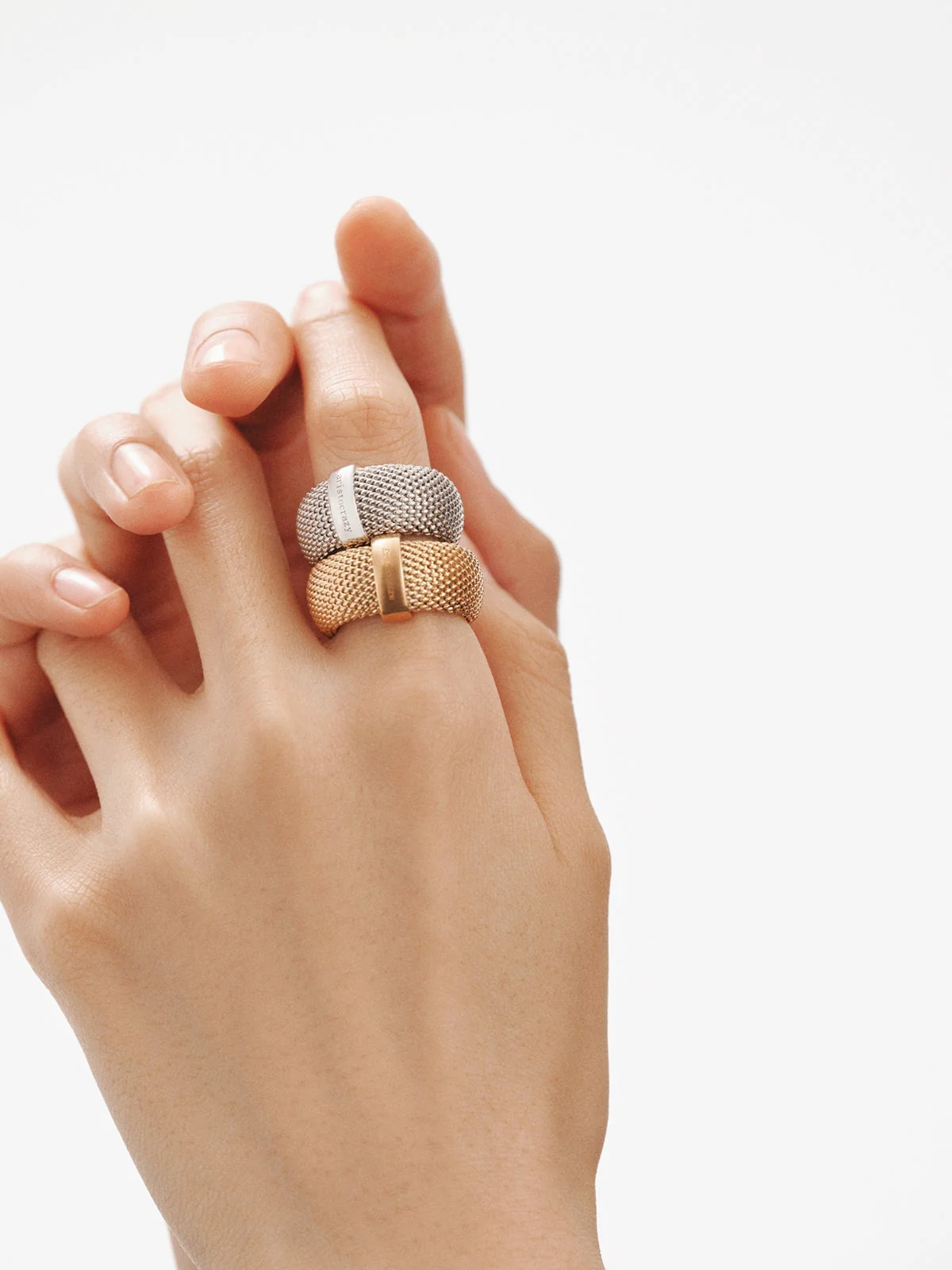 Anillo rígido de plata 925 bañada en oro amarillo de 18K con malla - Image 6
