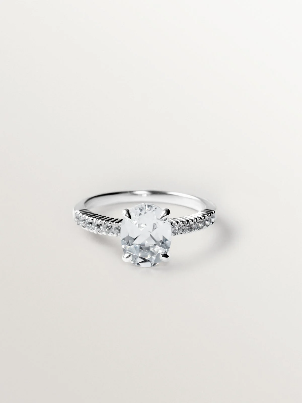 Anillo solitario de plata 925 con cuarzo y topacios blancos - Image 5