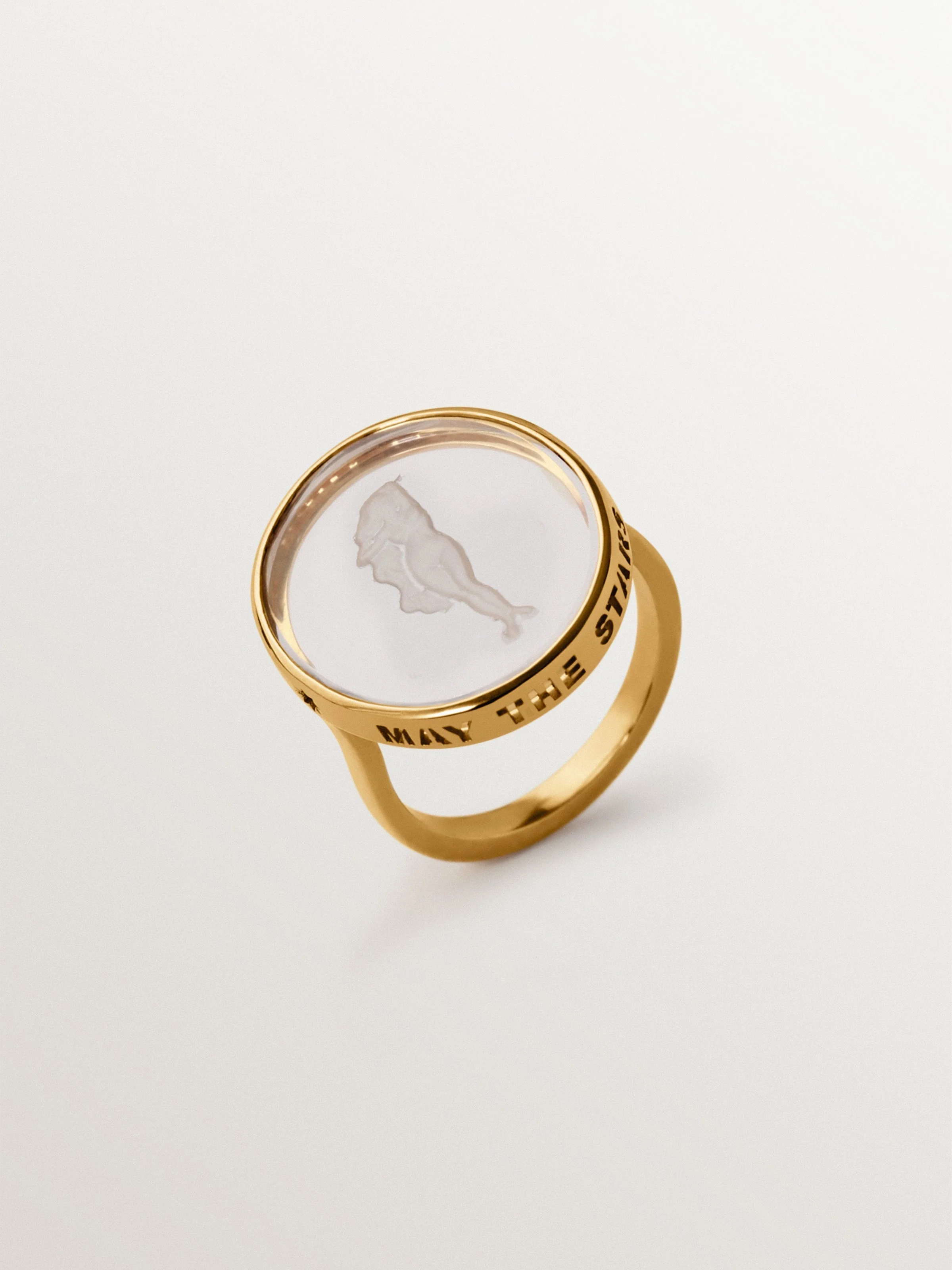 Anillo tipo sello Virgo de plata 925 bañada en oro amarillo de 18K y cristal de roca