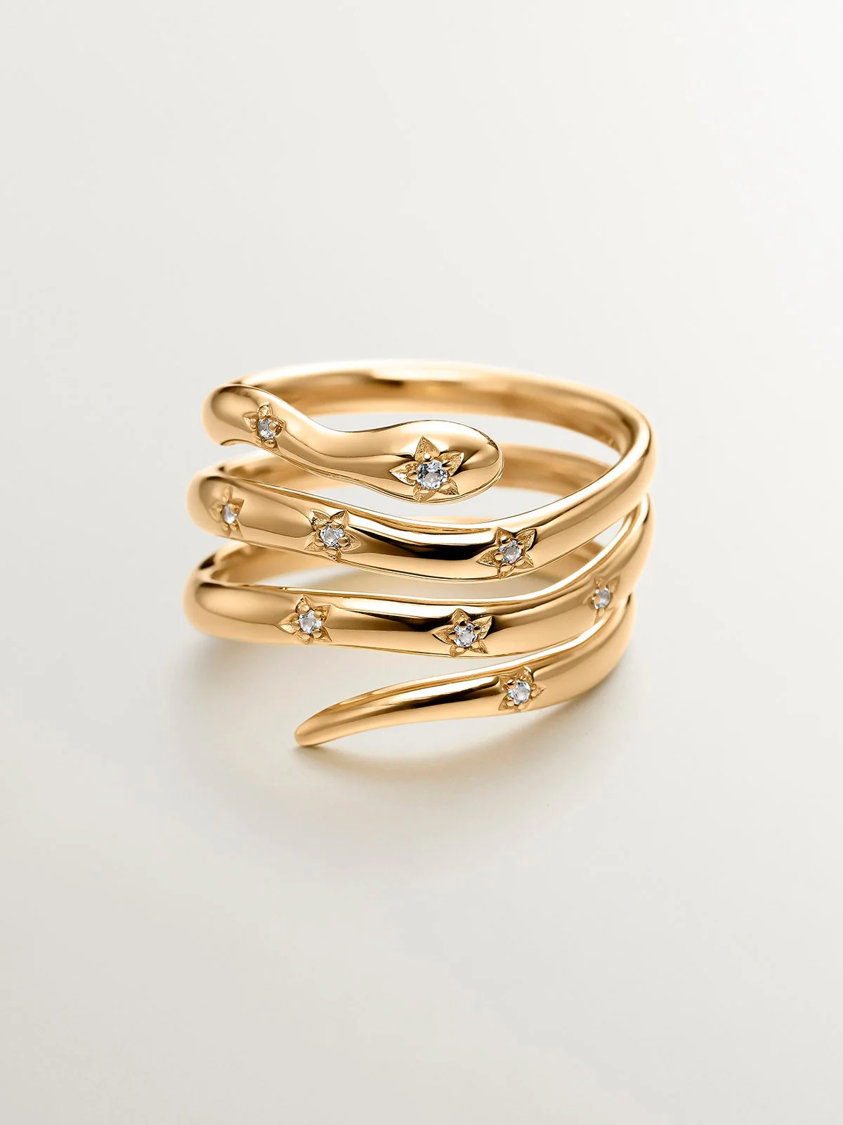 Anillo triple de plata 925 bañada en oro amarillo de 18K con forma de serpiente y topacios blancos - Image 3