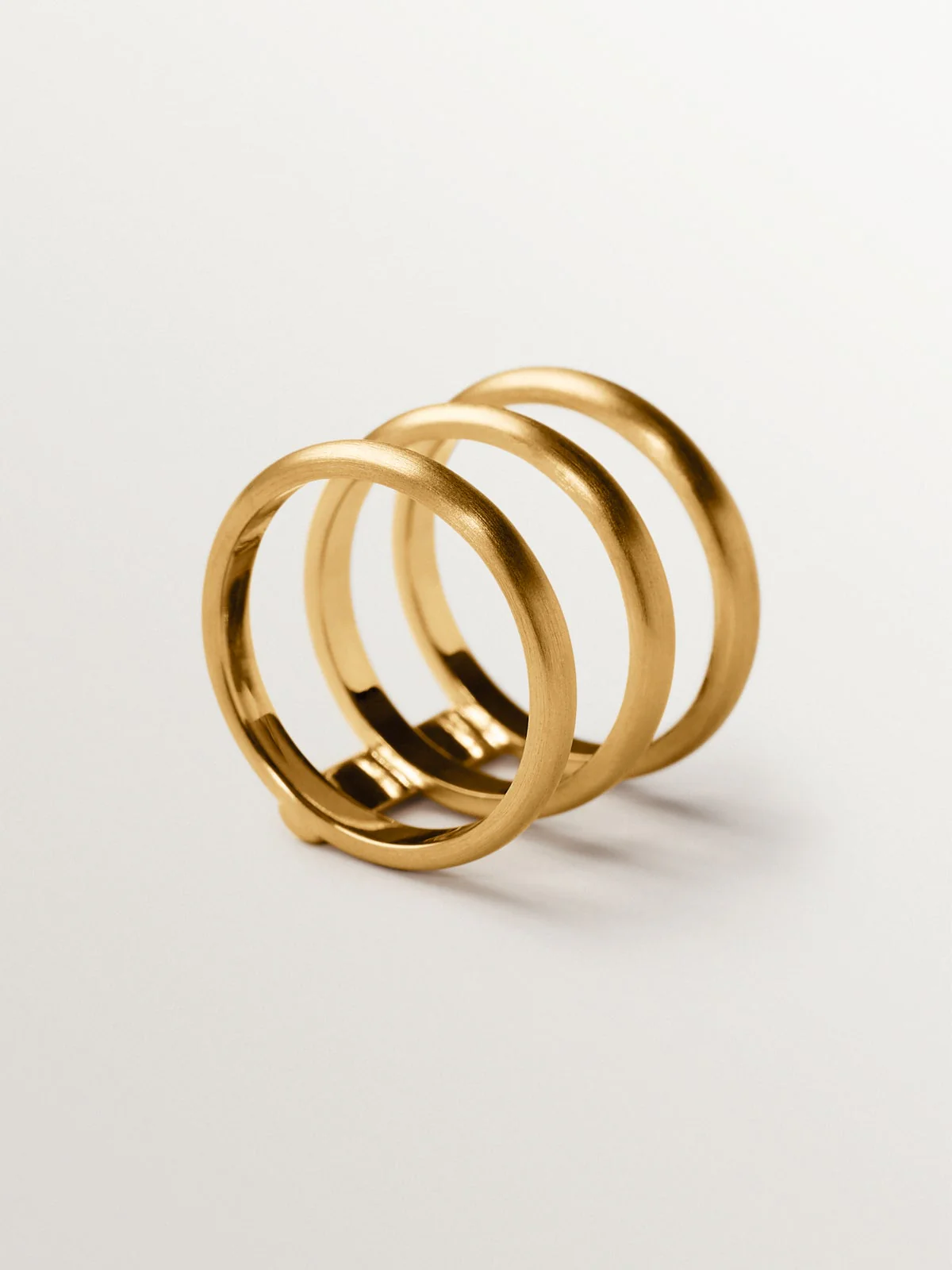 Anillo triple de plata 925 bañada en oro amarillo de 18K - Image 6