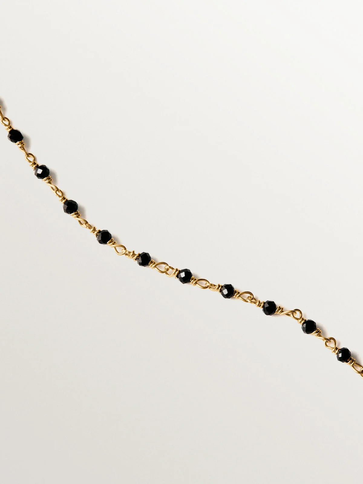 Cadena de plata 925 bañada en oro amarillo 18K con espinelas negras - Image 3