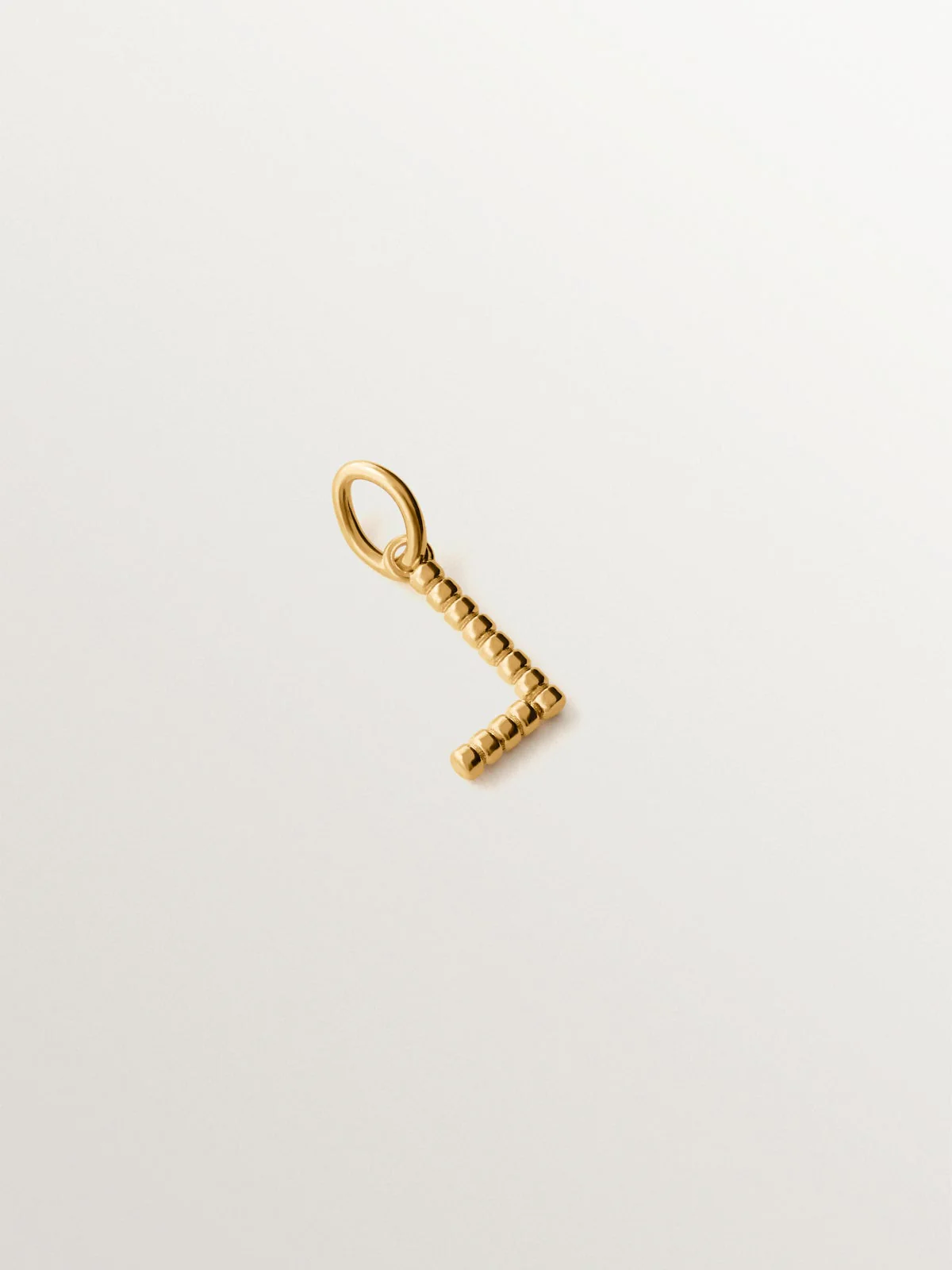 Charm de plata 925 bañada en oro amarillo de 18K con letra L y motivos de esferas - Image 3