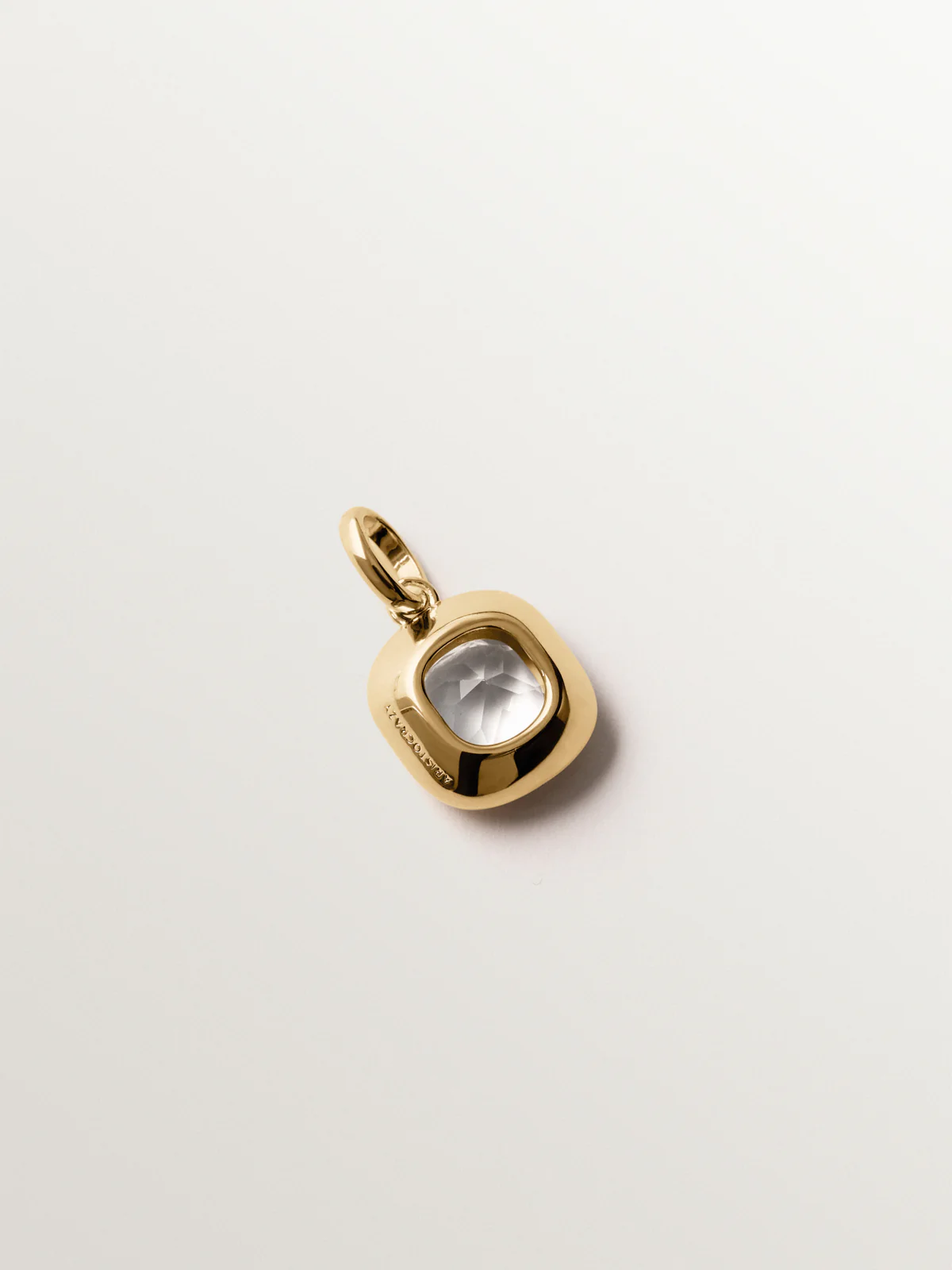 Charm de plata 925 bañada en oro amarillo de 18K con topacio blanco - Image 3
