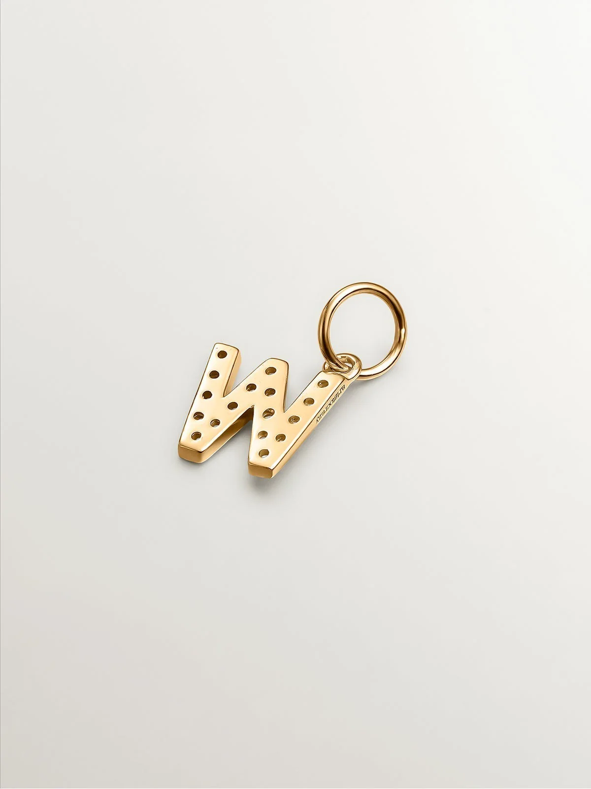 Charm de plata 925 bañada en oro amarillo de 18K y topacios blancos inicial w - Image 3