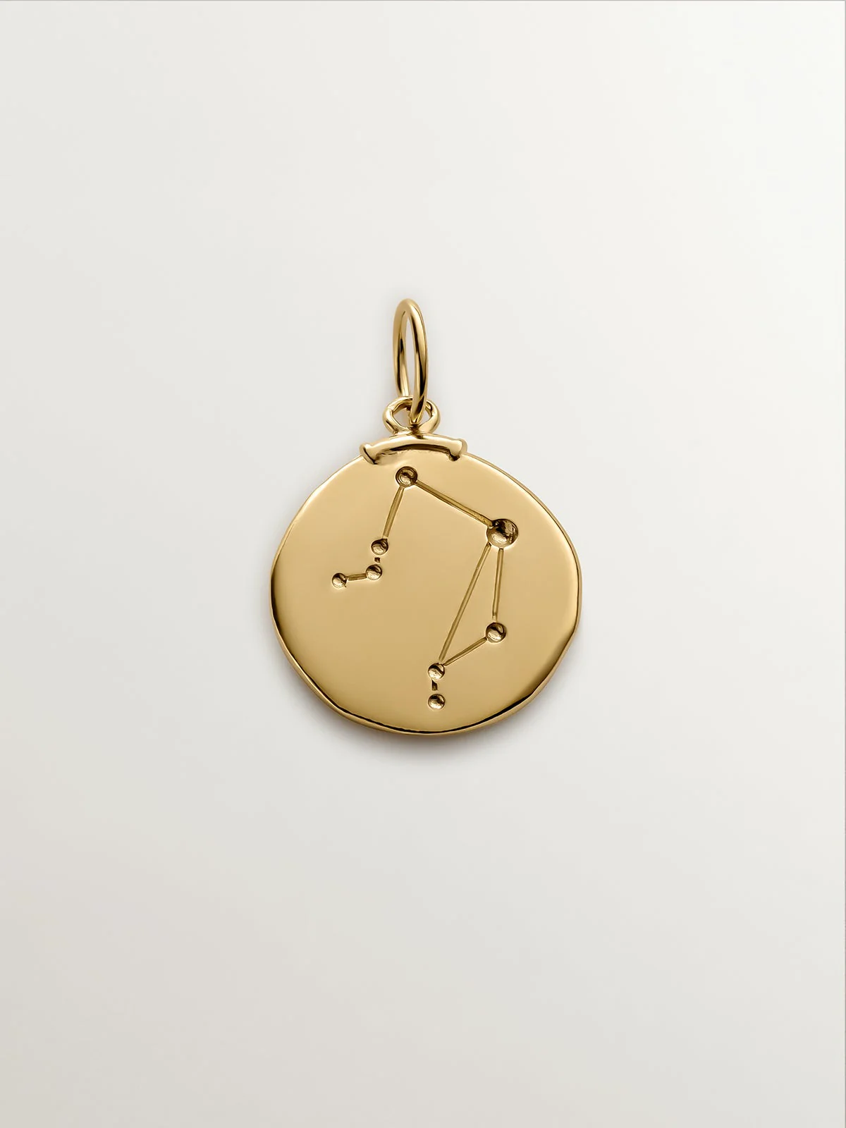 Charm Libra de plata 925 bañada en oro amarillo de 18K - Image 3