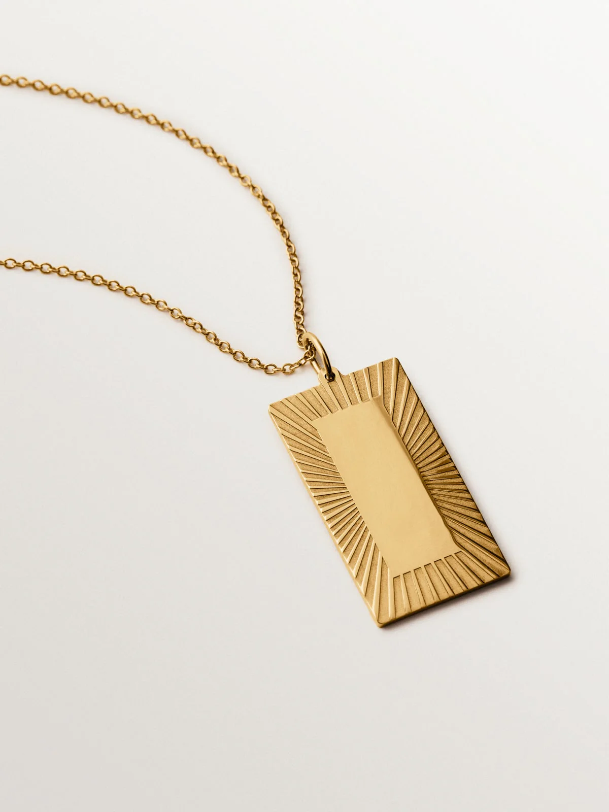 Charm personalizable de plata 925 bañada en oro de 18K - Image 9
