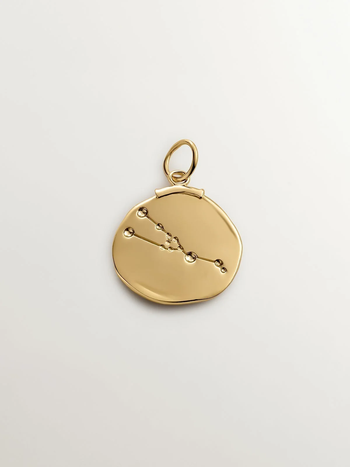 Charm Tauro de plata 925 bañada en oro amarillo de 18K - Image 3