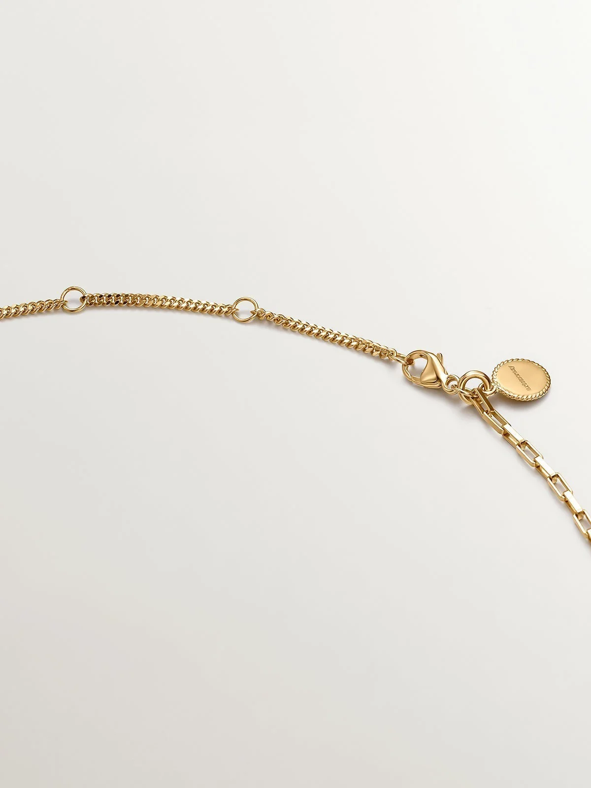 Colgante bicolor de plata 925 y plata 925 bañada en oro amarillo de 18K con formas geométricas - Image 3