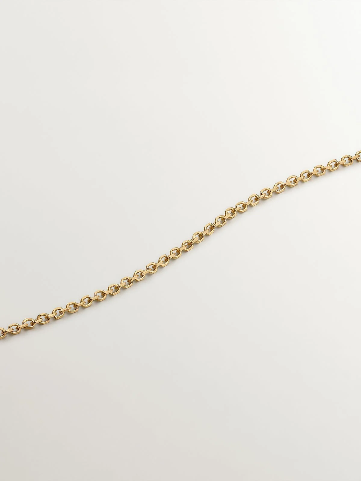 Colgante de oro amarillo de 18K con cruz de diamantes - Image 5