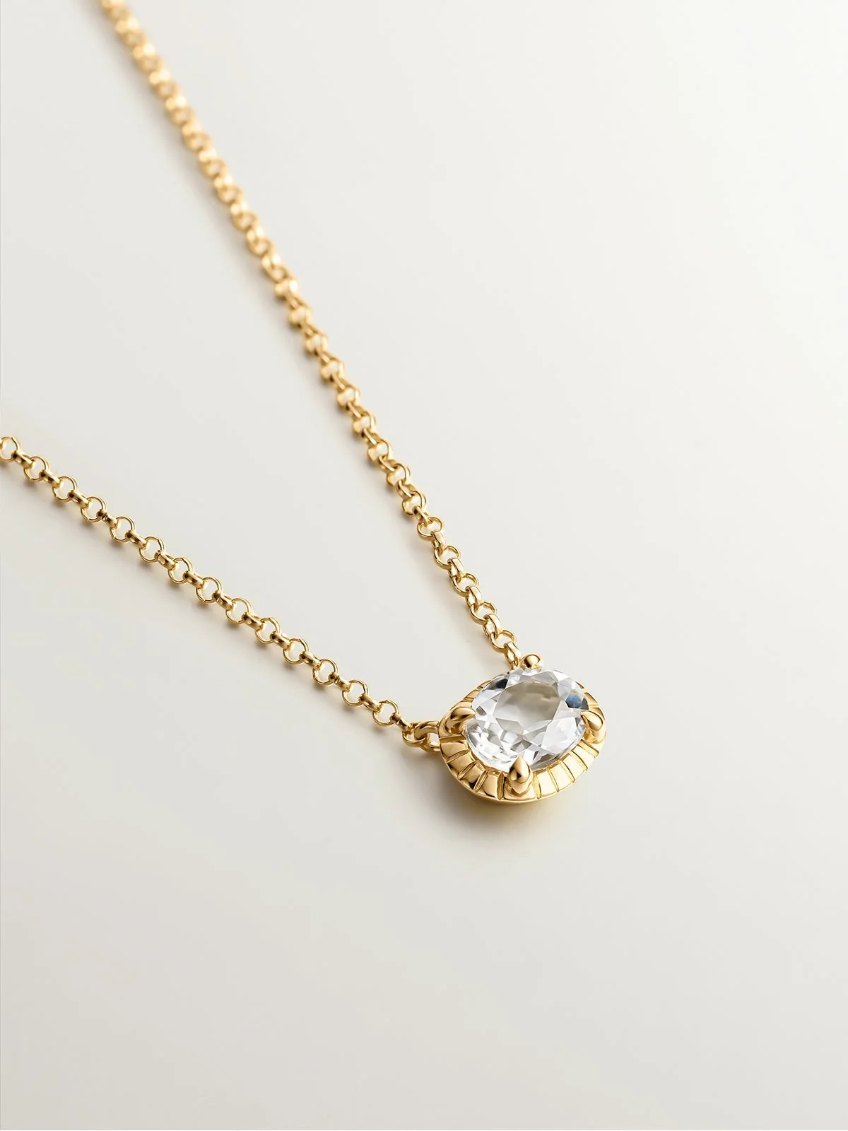 Colgante de plata 925 bañada en oro amarillo de 18K con amatista verde