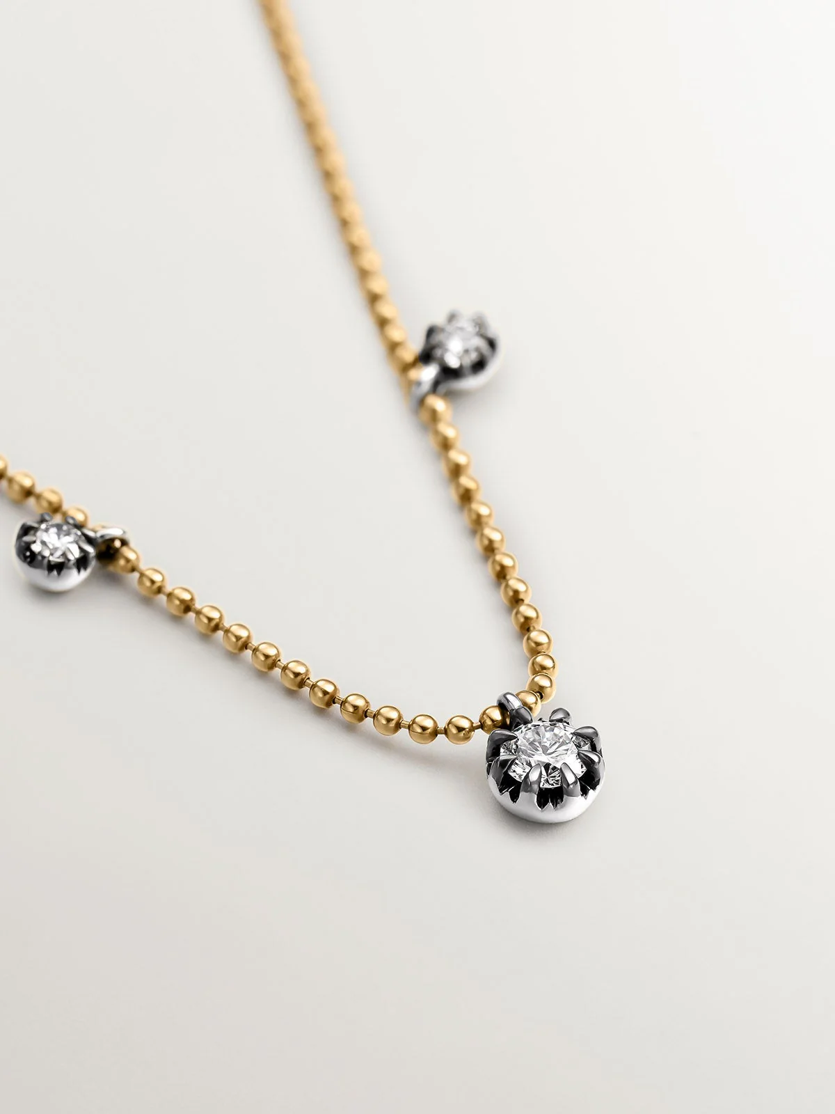 Collar de oro amarillo de 18K con efecto envejecido y diamantes en talla brillante - Image 8