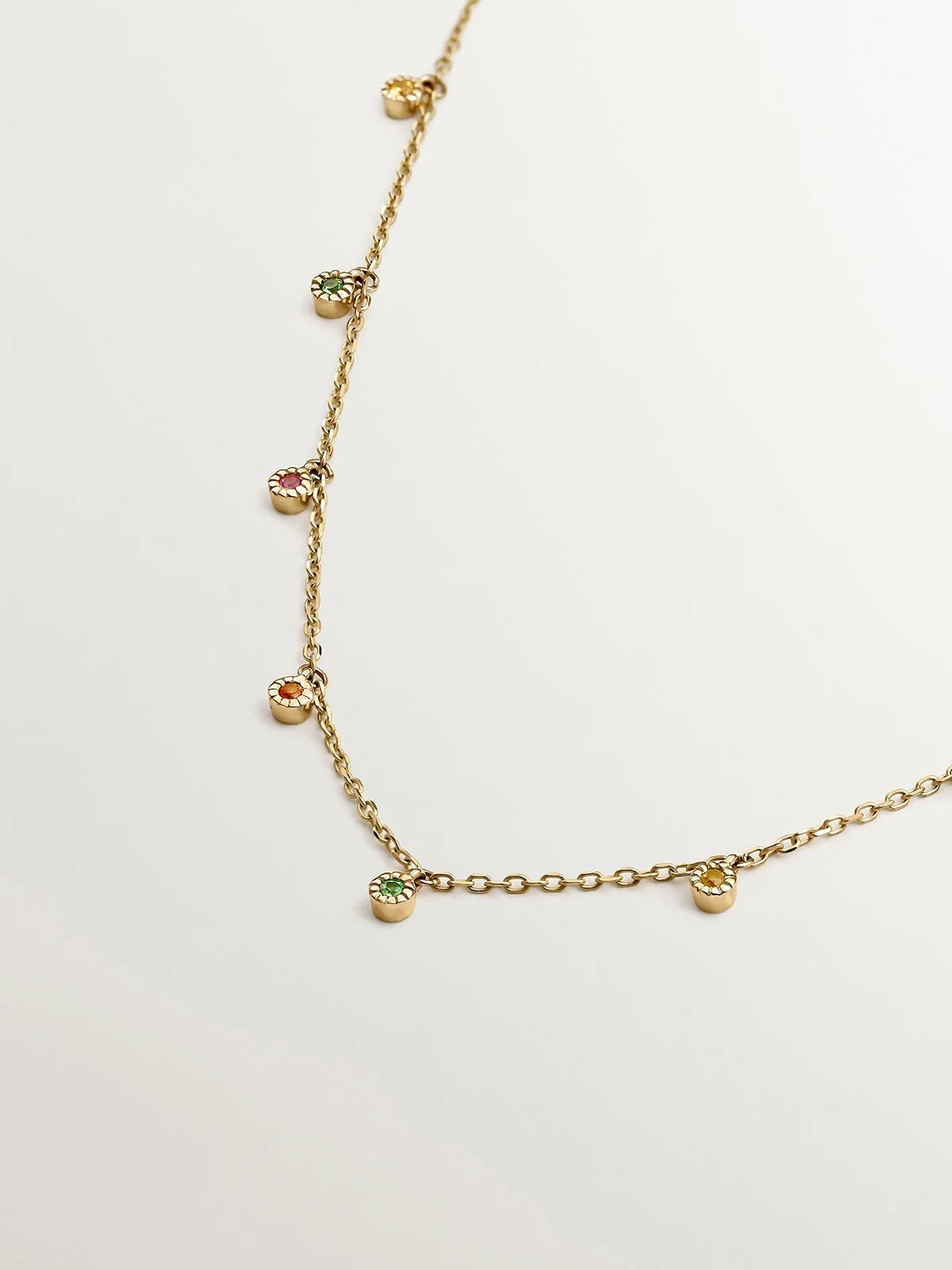 Collar de oro amarillo de 9K con tsavoritas y zafiros multicolor - Image 3