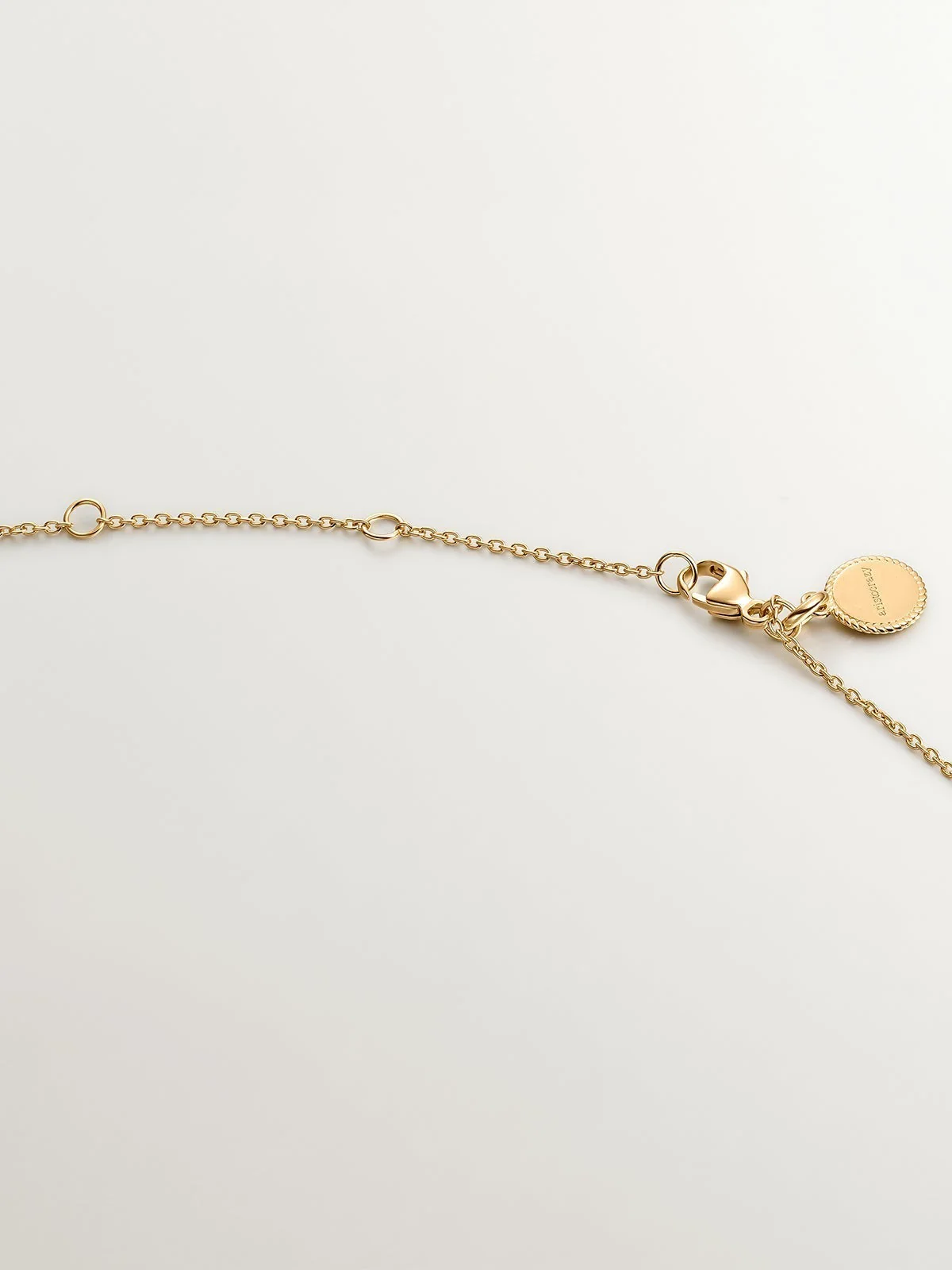 Collar de plata 925 bañada en oro amarillo de 18K con cruz grande y espinelas - Image 7