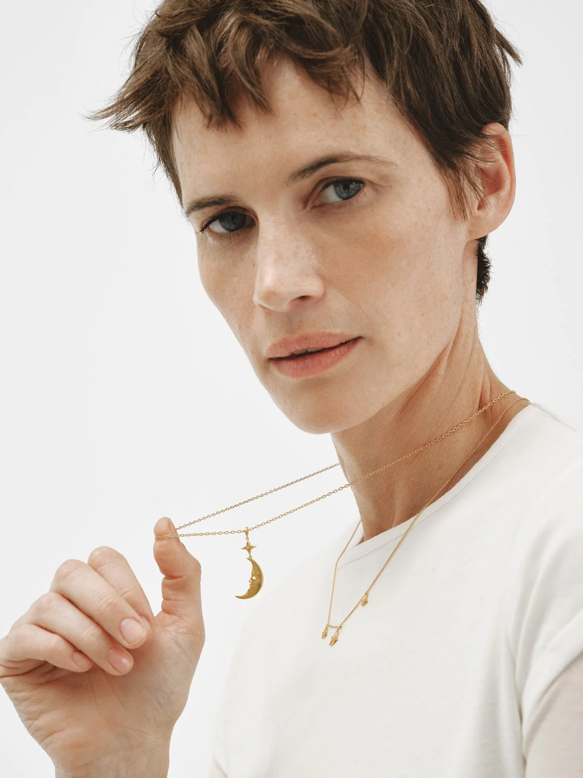 Collar de plata 925 bañada en oro amarillo de 18K con luna y topacio blanco - Image 6