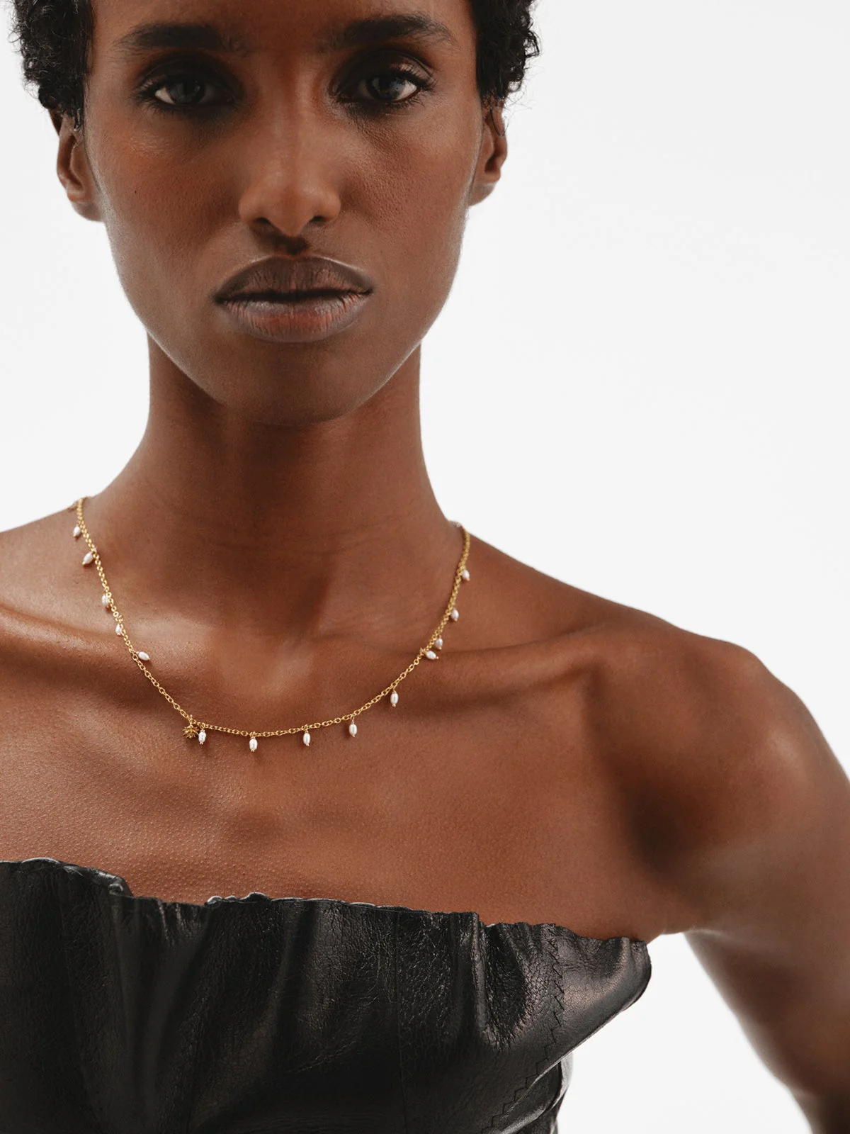 Collar de plata 925 bañada en oro amarillo de 18K con perlas de río y flor de loto - Image 4