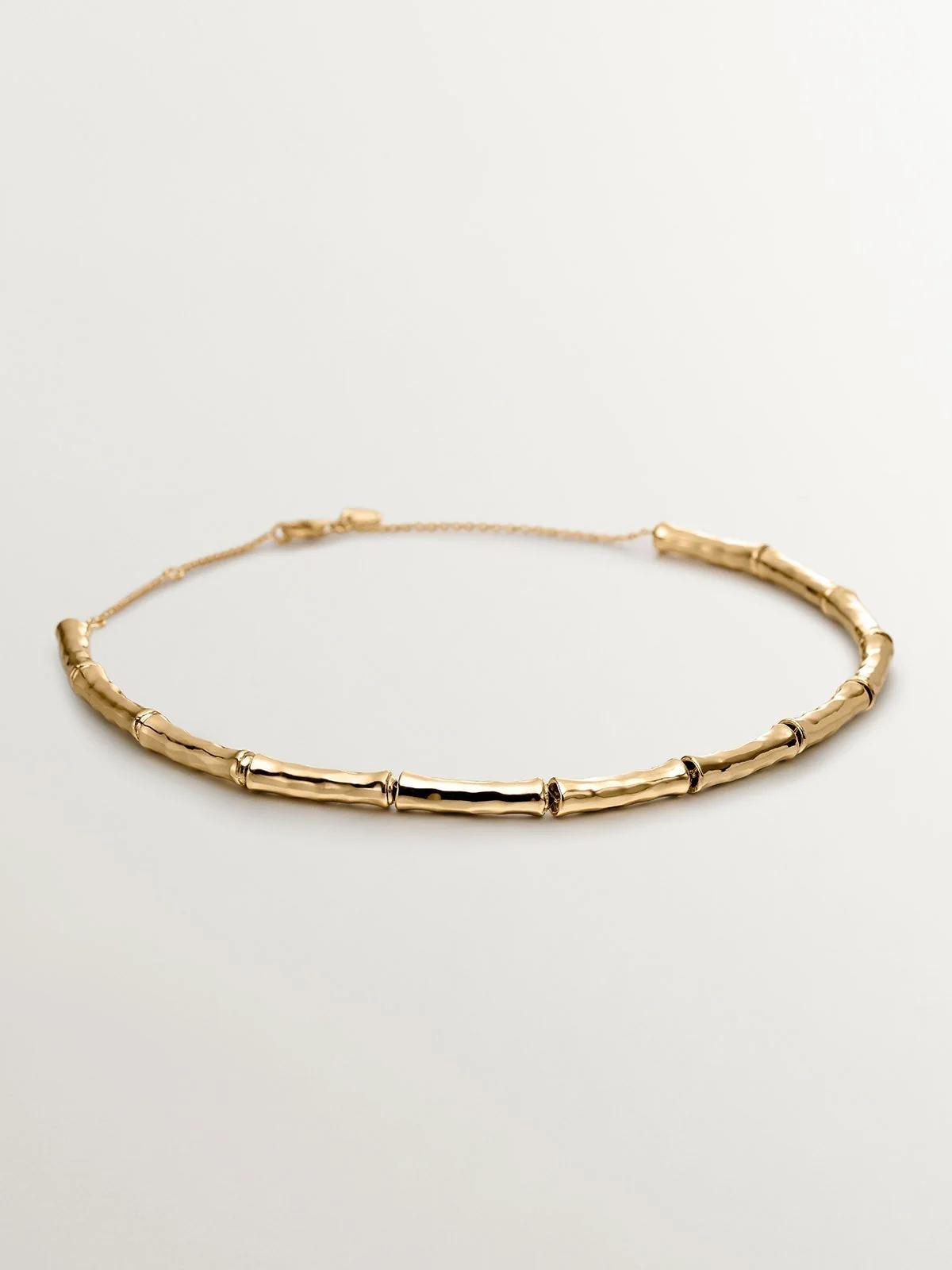 Collar de plata 925 bañada en oro amarillo de 18K con textura de bambú