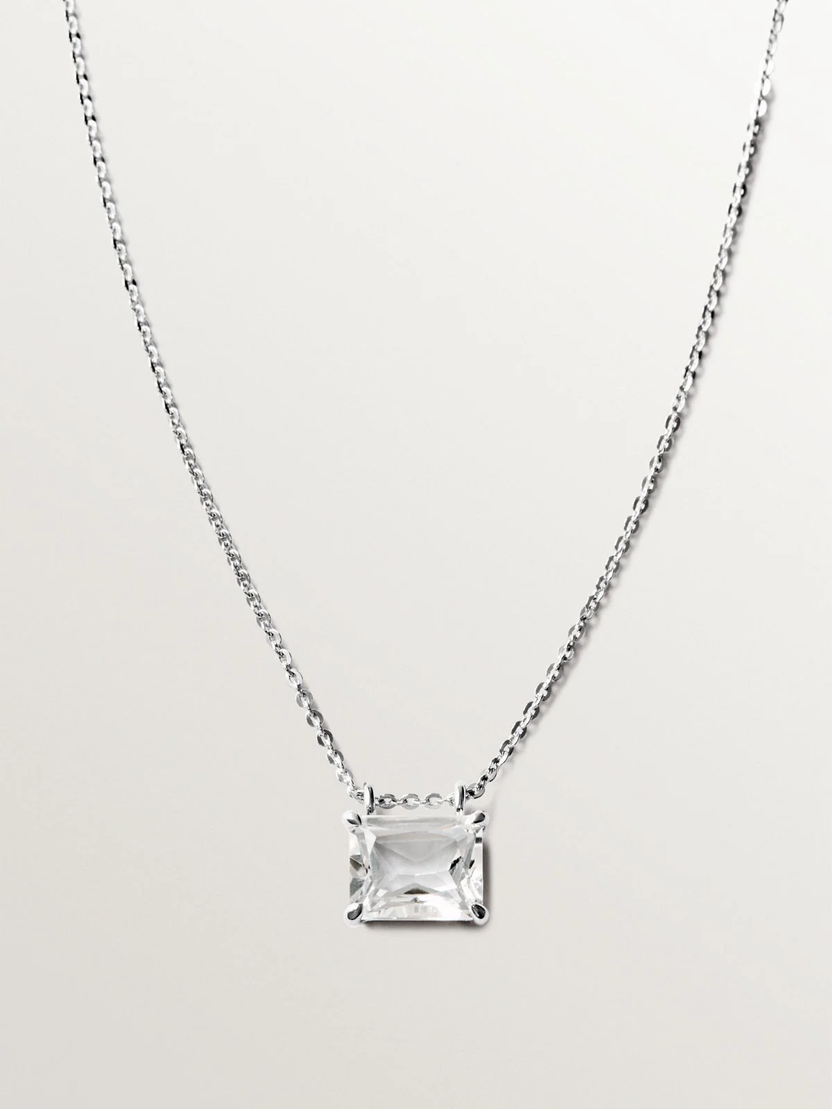 Collar de plata 925 con cuarzo blanco
