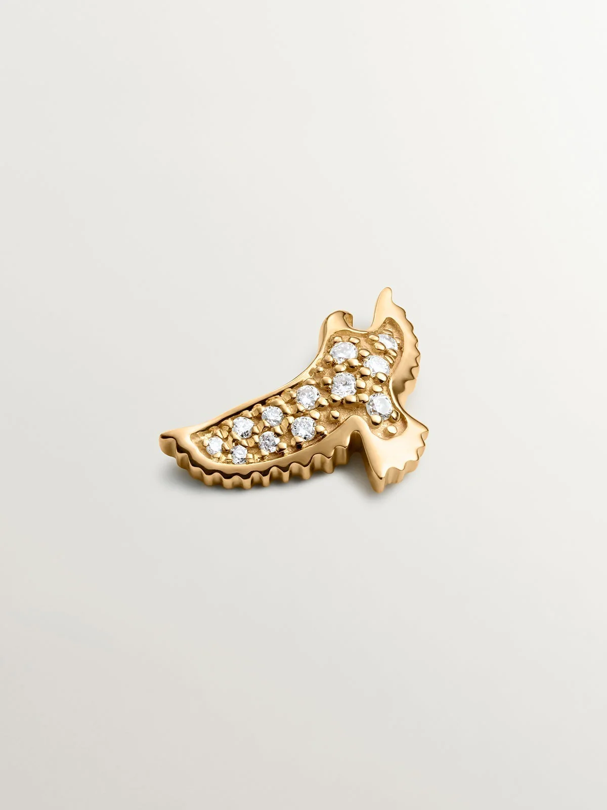 Pendiente individual de oro amarillo de 18K con forma de águila y diamantes