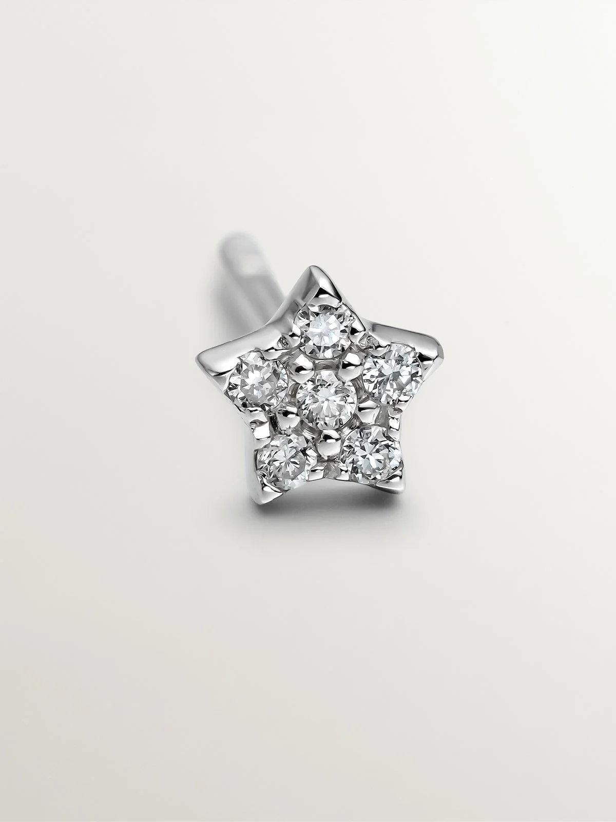 Pendiente individual de oro blanco de 18K con diamantes - Image 5