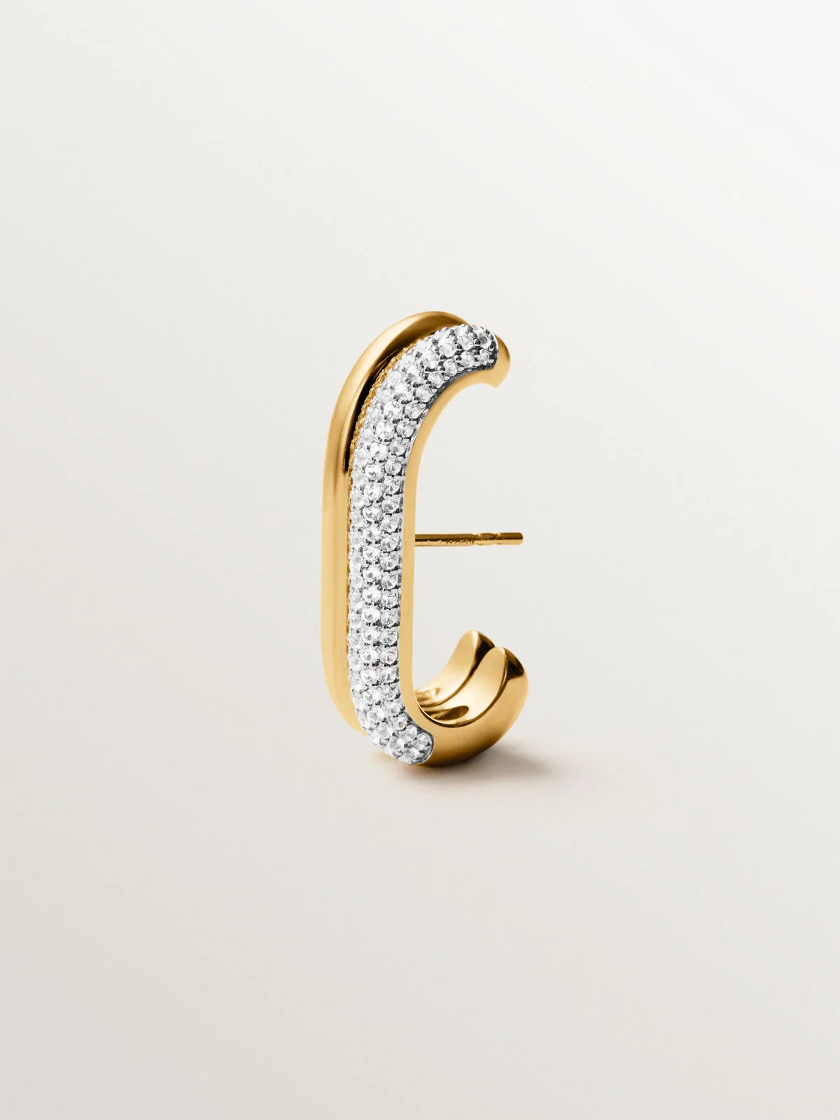Pendiente individual de plata 925 bañada en oro amarillo de 18K con pavé de topacios blancos - Image 3