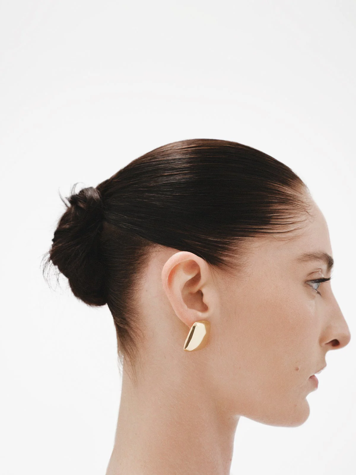 Pendientes cuadrados de plata 925 bañada en oro amarillo de 18K con efecto pulido - Image 4