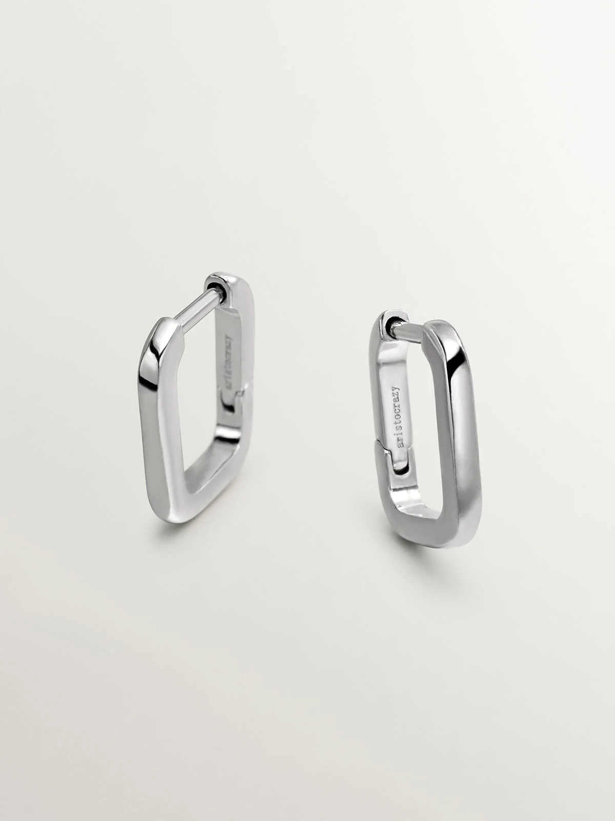 Pendientes de aro cuadrados de plata 925