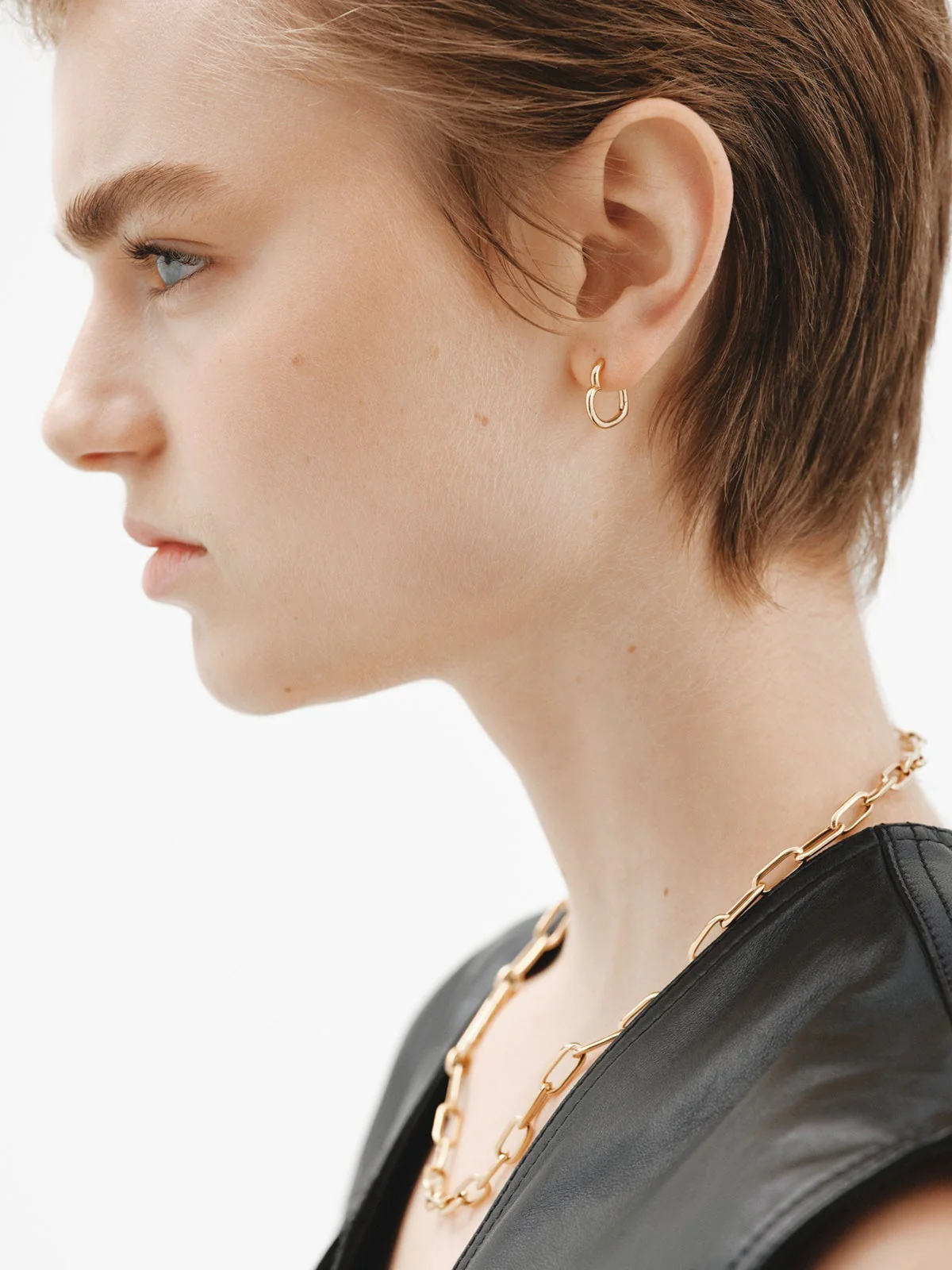 Pendientes de aro de plata 925 bañada en oro amarillo de 18K con forma de corazón - Image 6