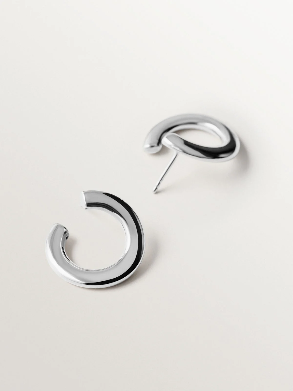 Pendientes de aro de plata 925 con forma irregular - Image 3
