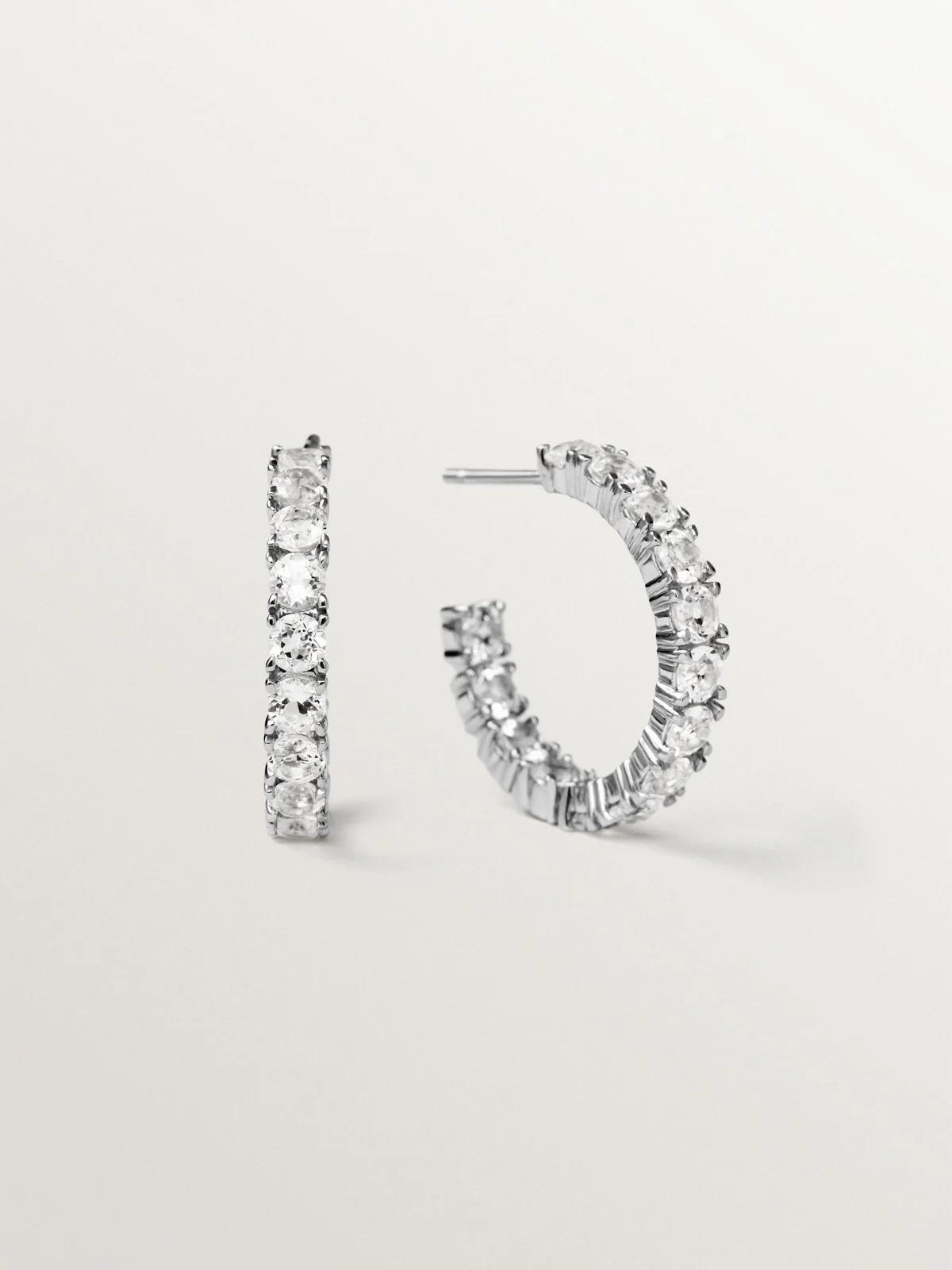 Pendientes de aro de plata 925 con topacios blancos