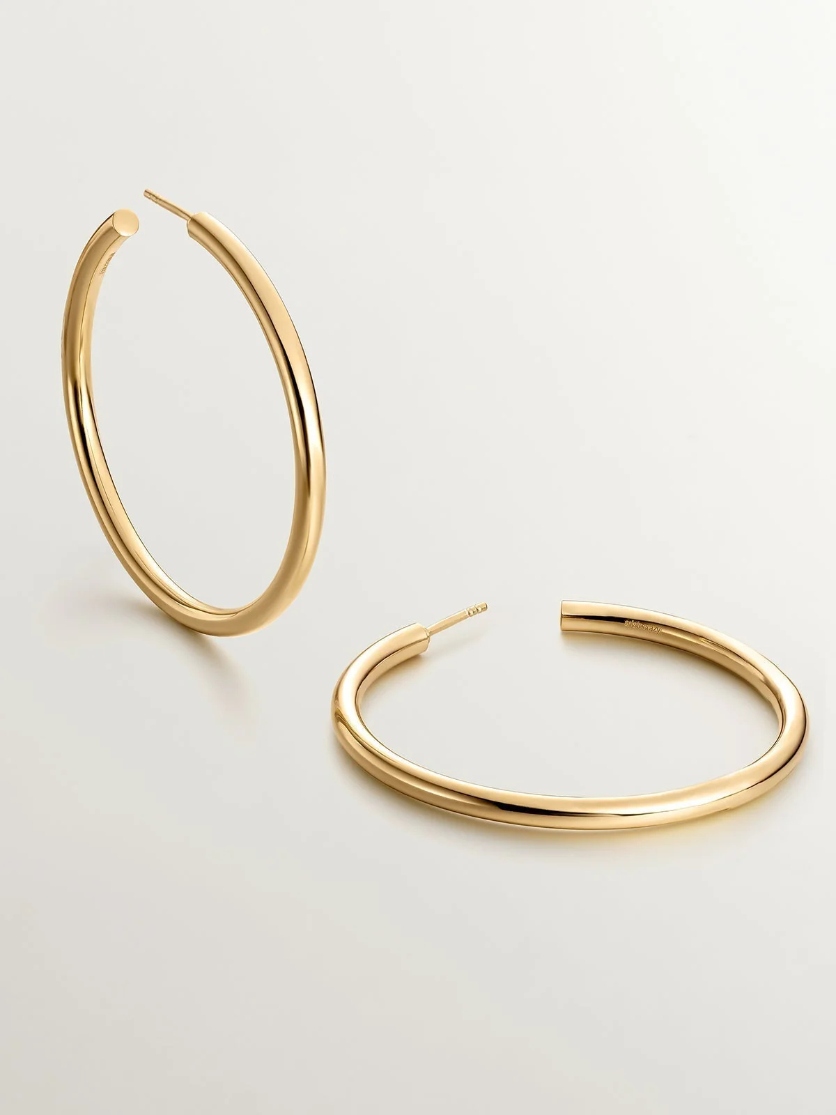 Pendientes de aro grandes de plata 925 bañada en oro amarillo de 18K - Image 4